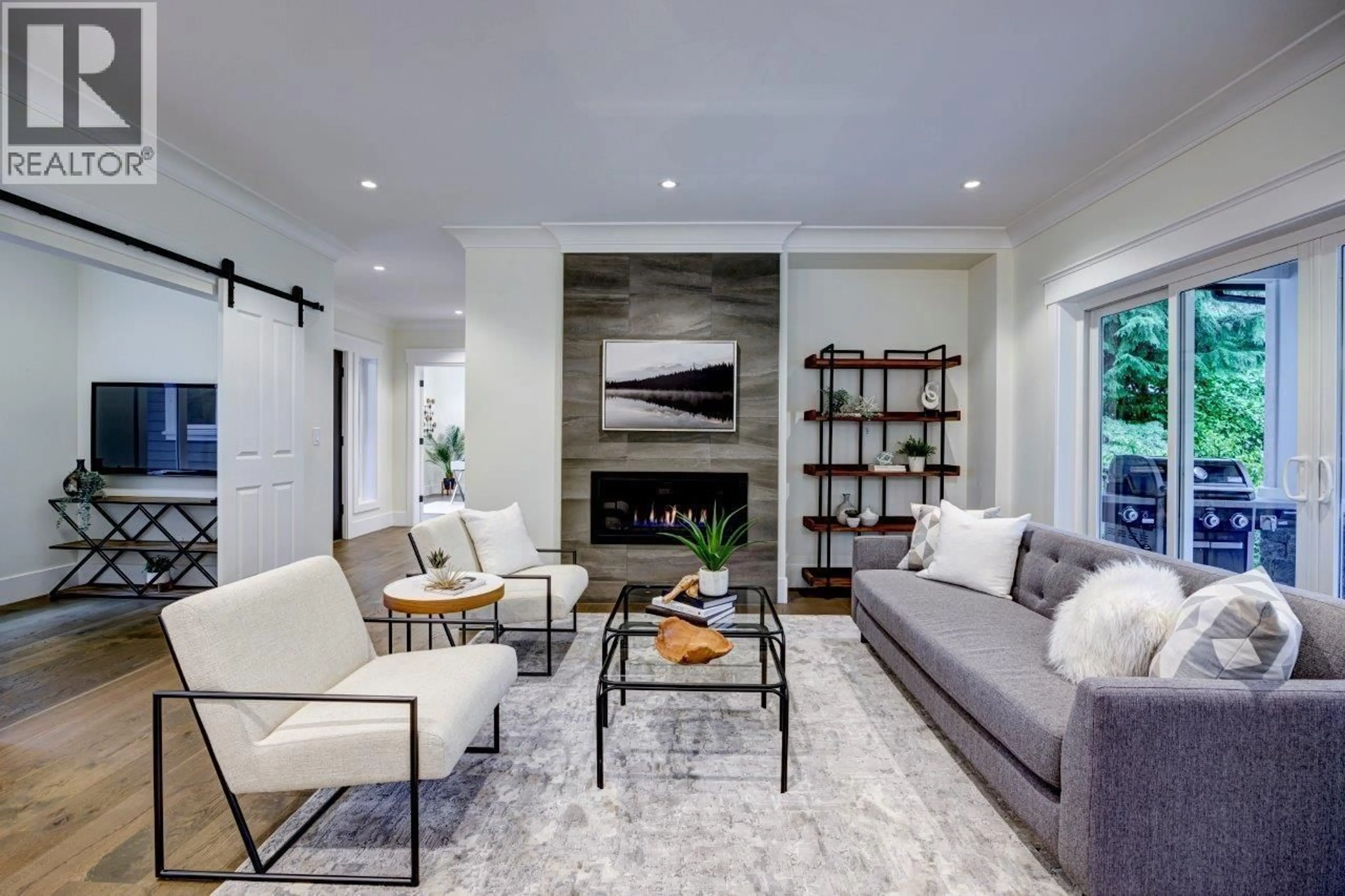 Living room with furniture, unknown for 1510 DOVERCOURT ROAD, North Vancouver British Columbia V7K1K5