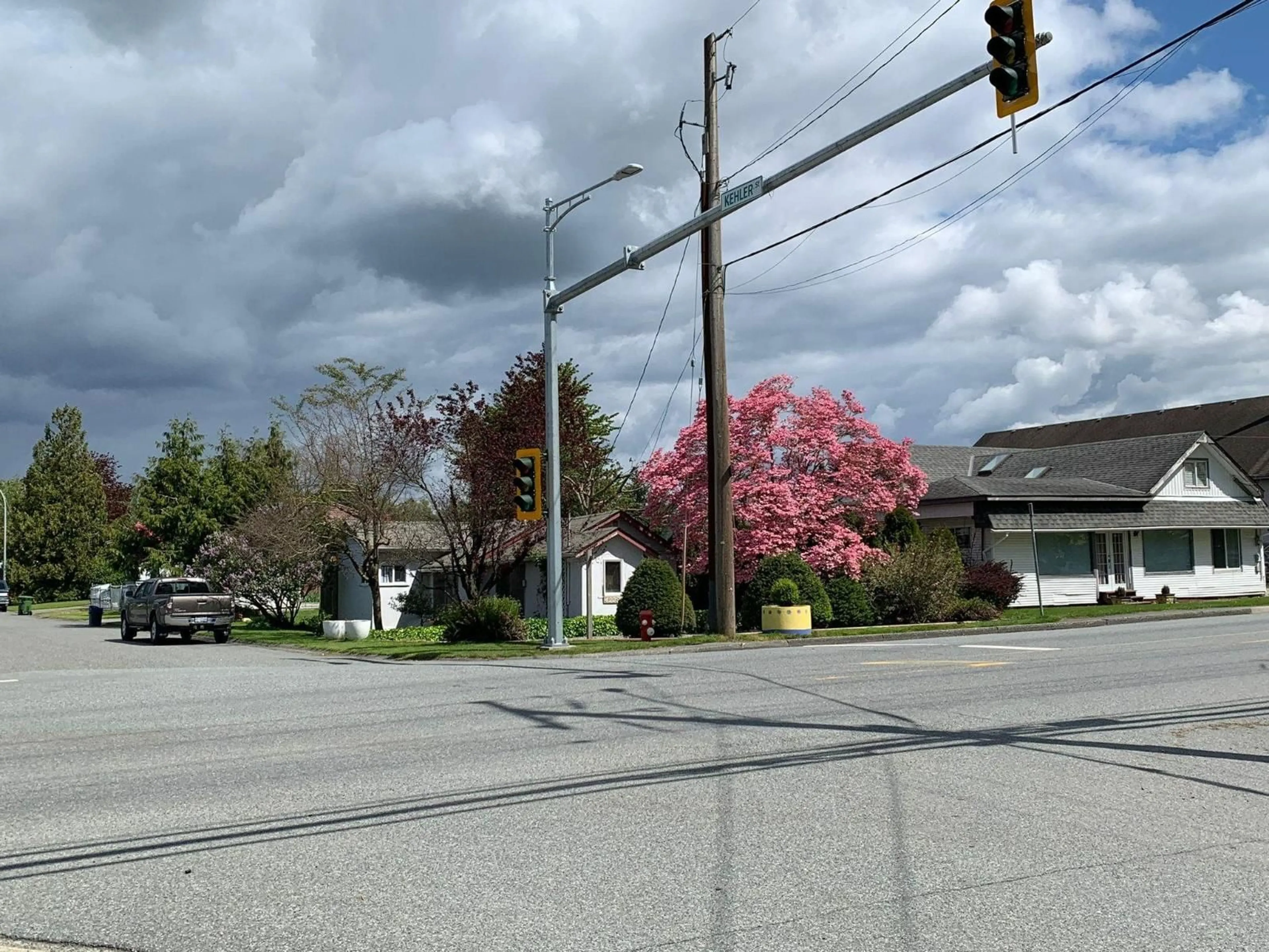 Blurry image for 42259 YARROW CENTRAL ROAD, Yarrow British Columbia V2R5E3