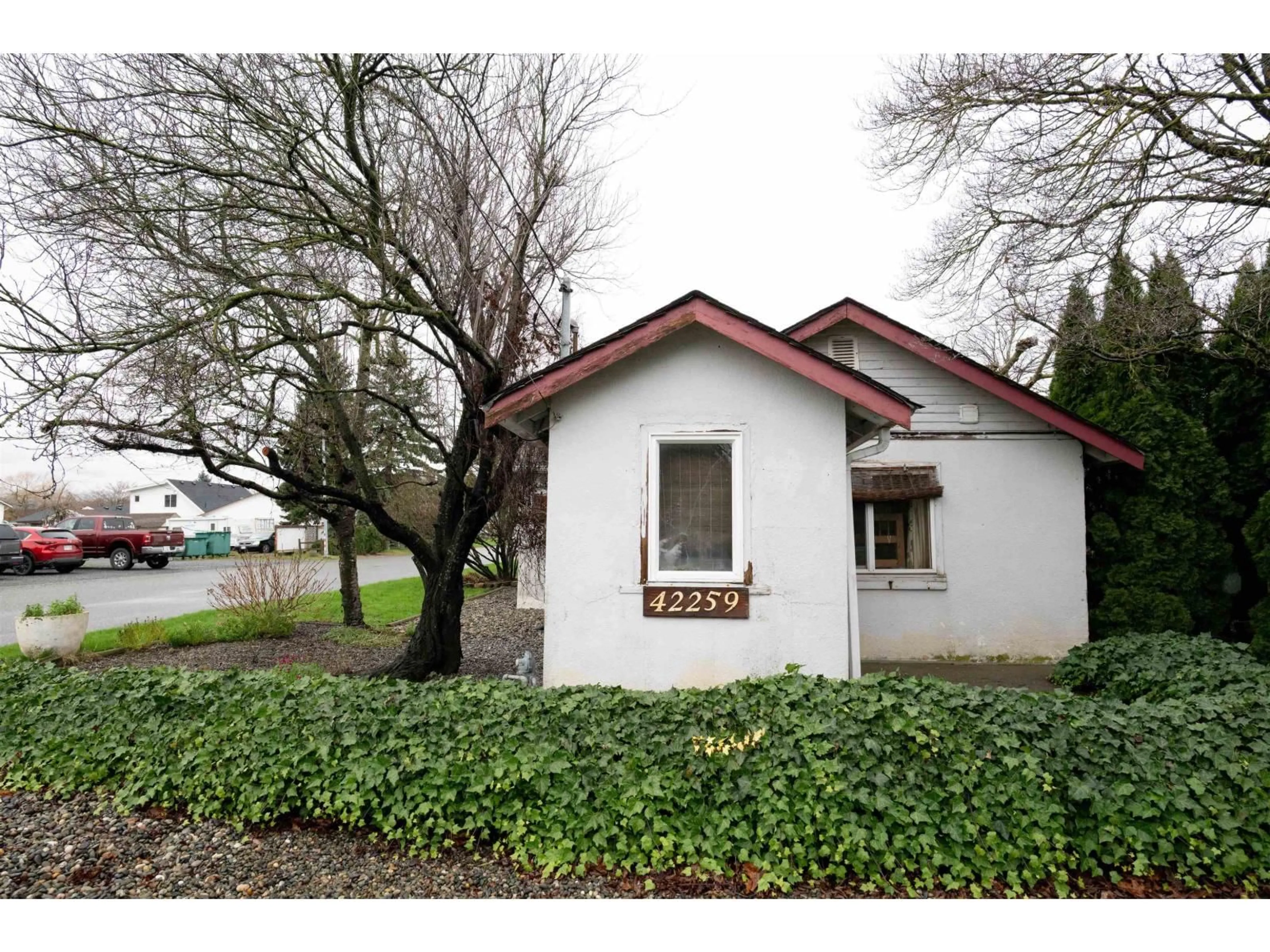 Unknown for 42259 YARROW CENTRAL ROAD, Yarrow British Columbia V2R5E3