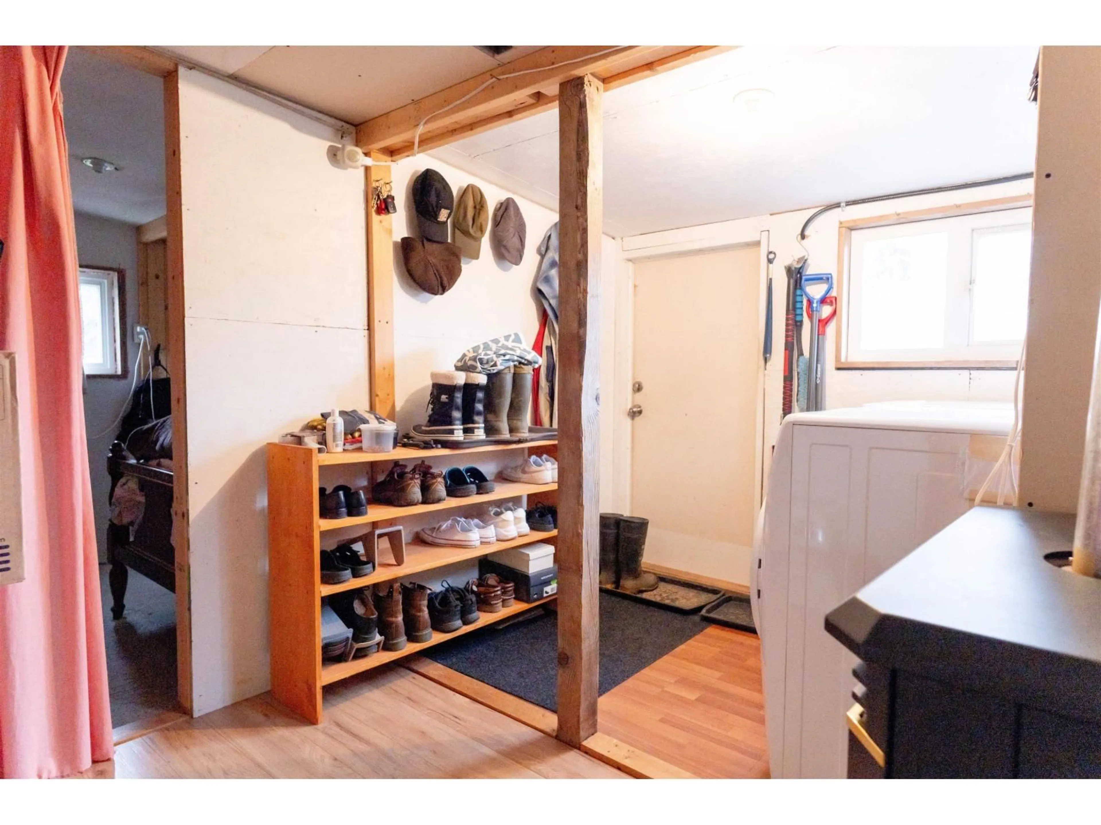 Storage room or clothes room or walk-in closet for 42259 YARROW CENTRAL ROAD, Yarrow British Columbia V2R5E3