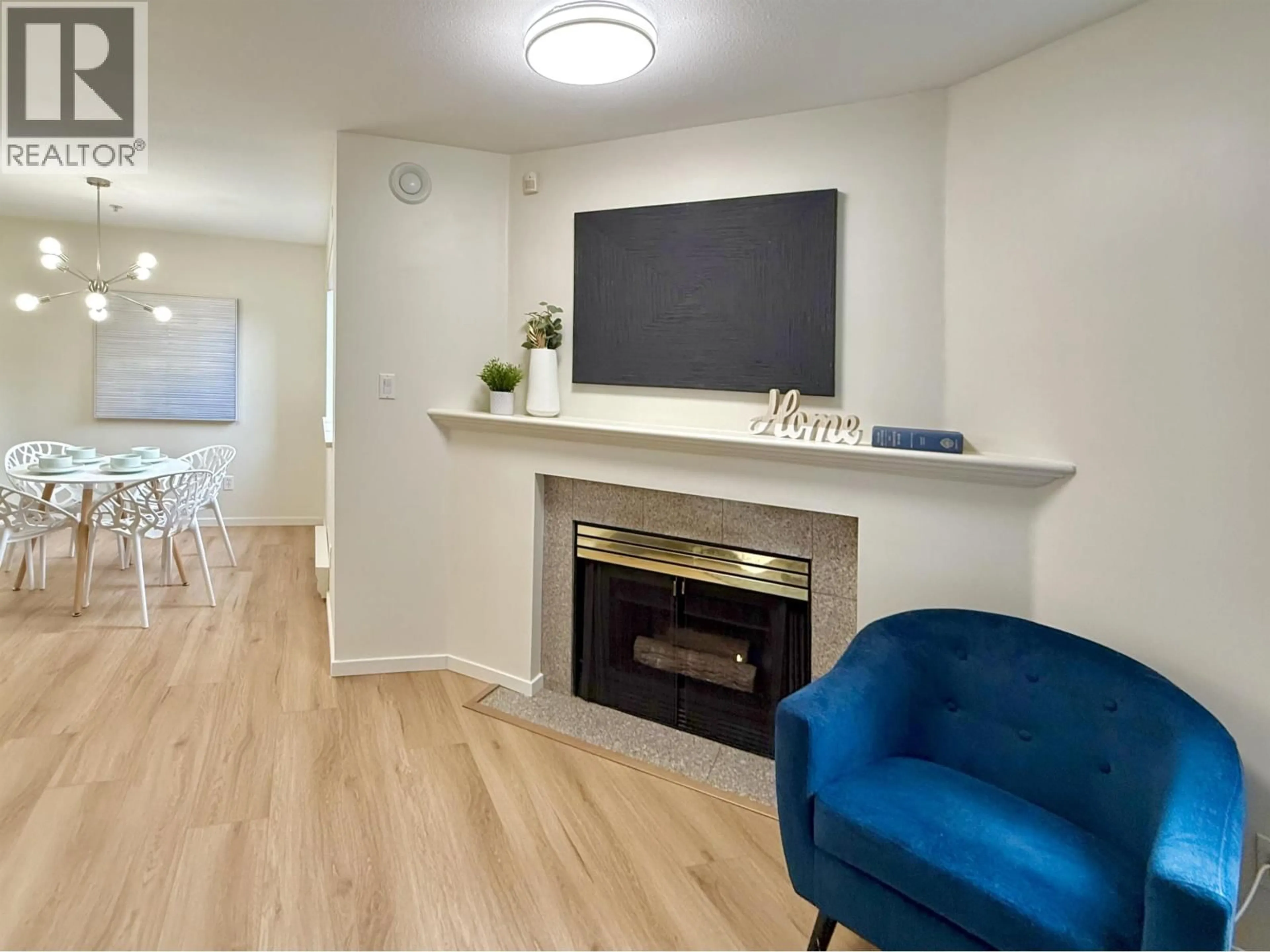 A pic of a room for 101 - 3638 RAE AVENUE, Vancouver British Columbia V5R2P5