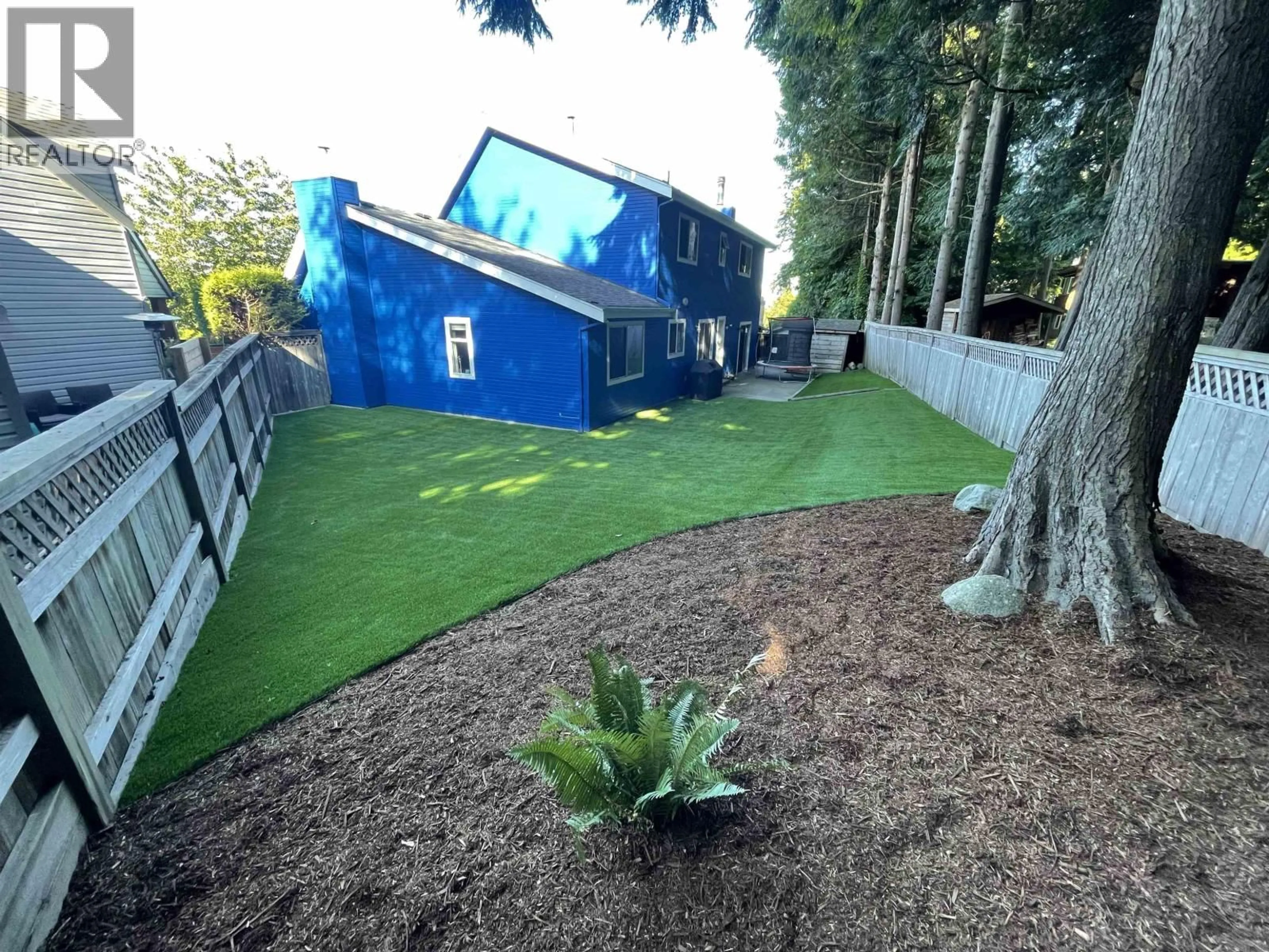 A pic from outside/outdoor area/front of a property/back of a property/a pic from drone, unknown for 5256 CAMBRIDGE COURT, Delta British Columbia V4M3Z1