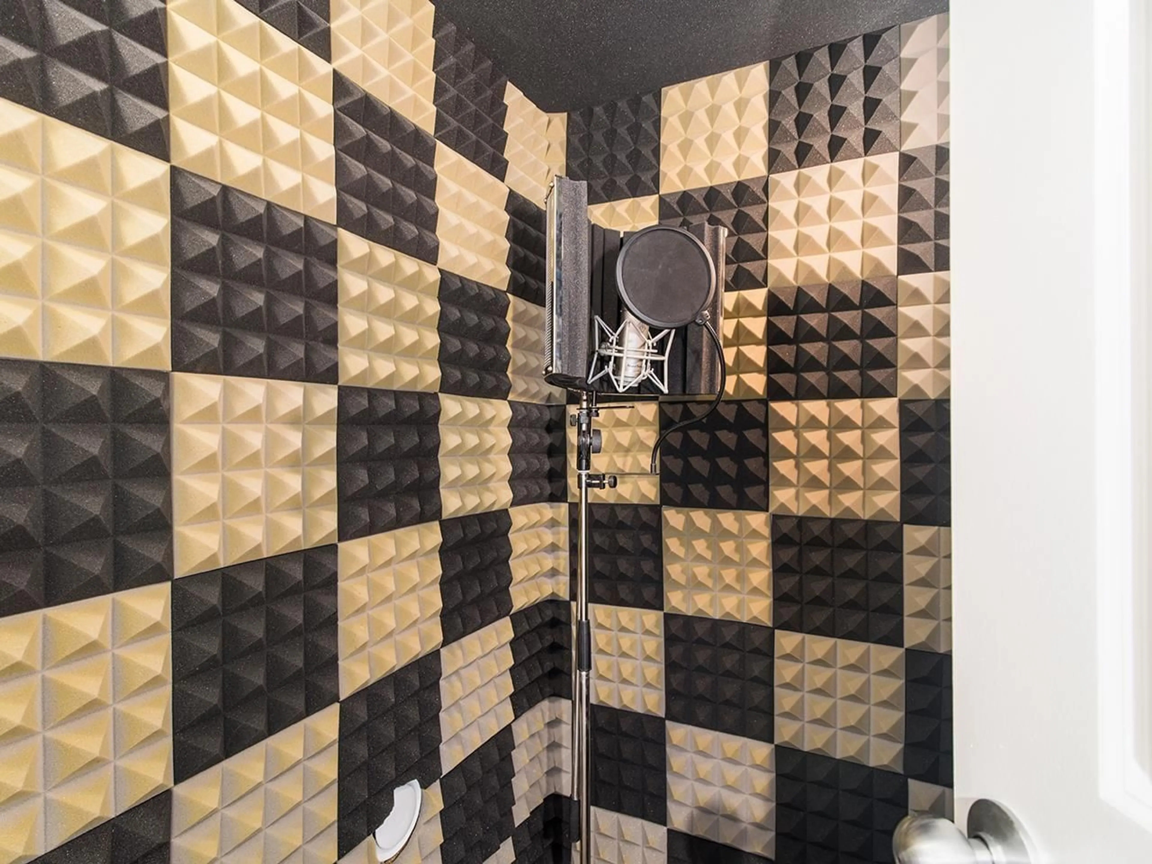 Unknown for 14579 33B AVENUE, Surrey British Columbia V4P3M8