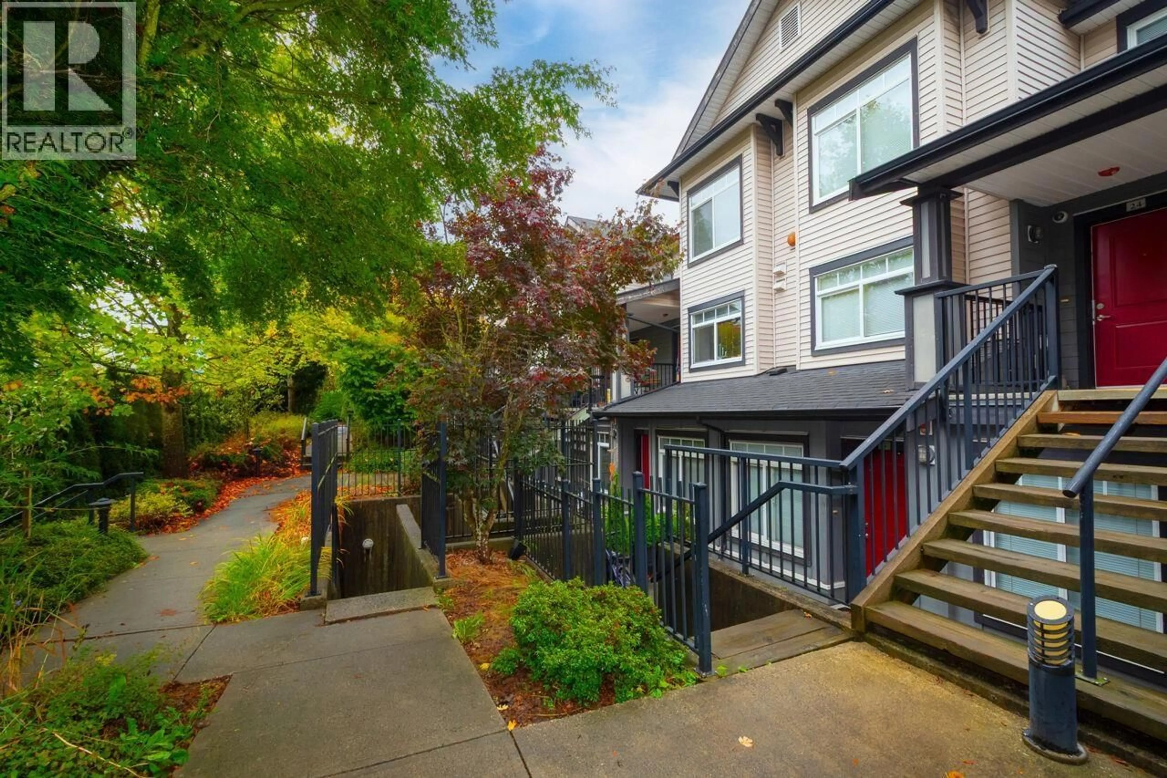 Patio, street for 6 - 7428 14TH AVENUE, Burnaby British Columbia V3N0C2