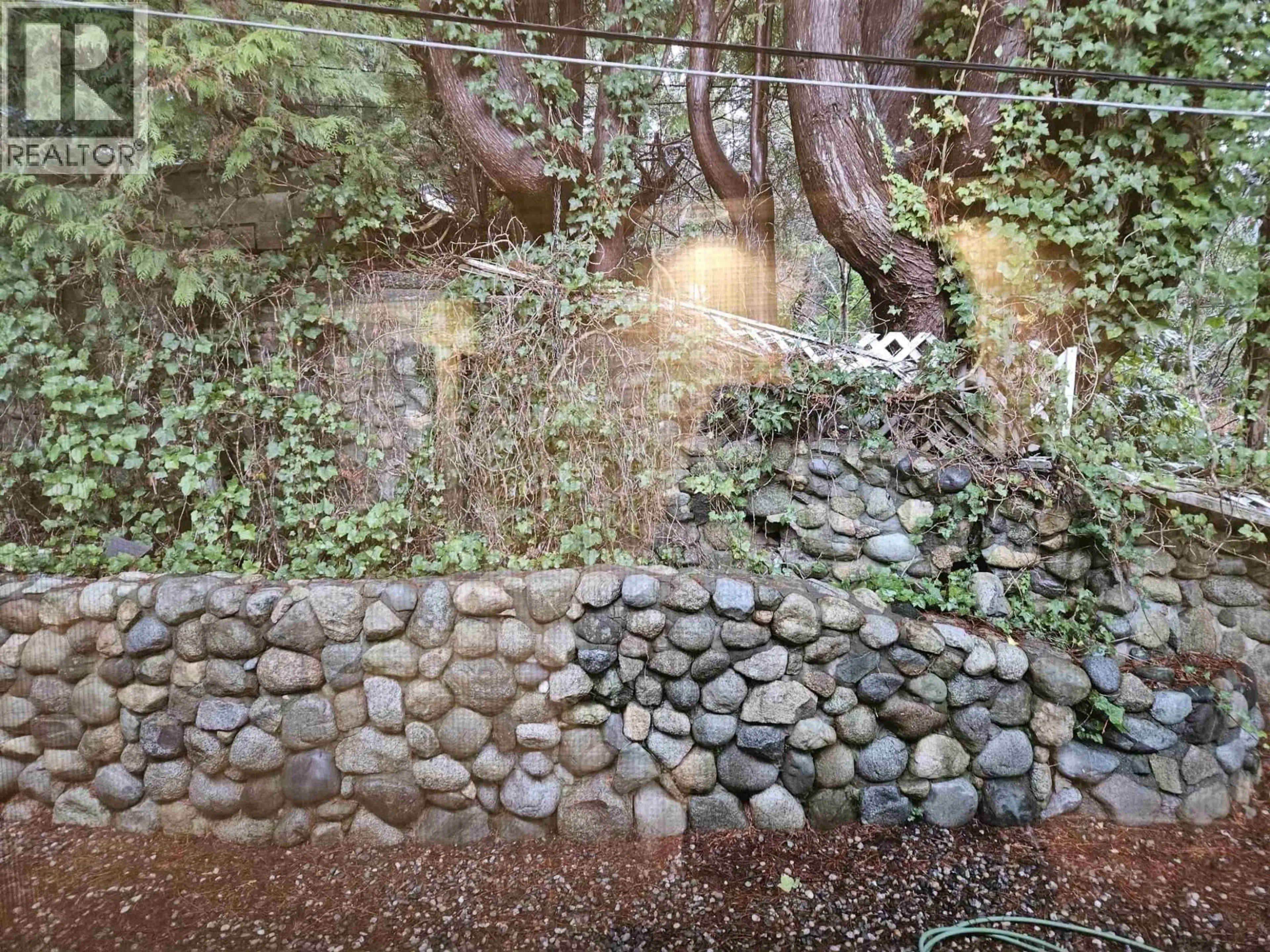 Patio, forest/trees view for 111 BONNYMUIR DRIVE, West Vancouver British Columbia V7S1L4