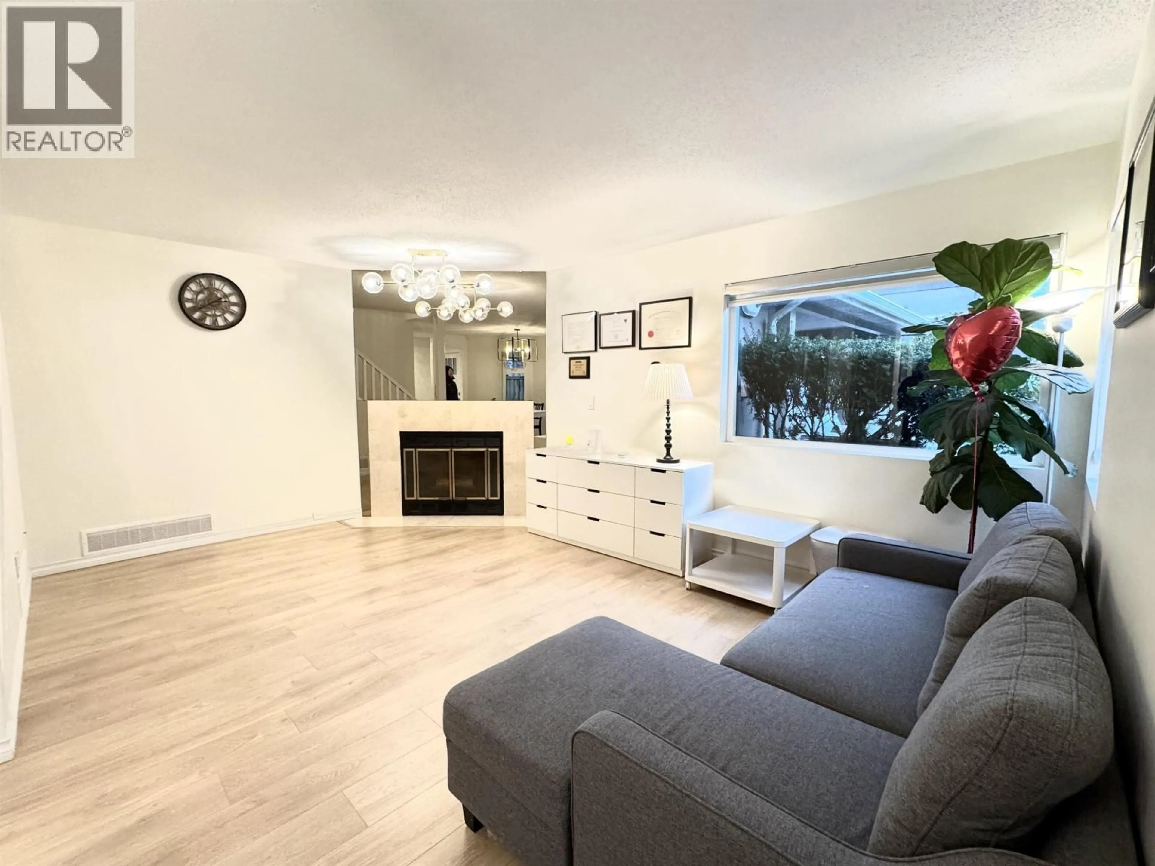 Living room with furniture, unknown for 6 - 5111 MAPLE ROAD, Richmond British Columbia V7E5Z6