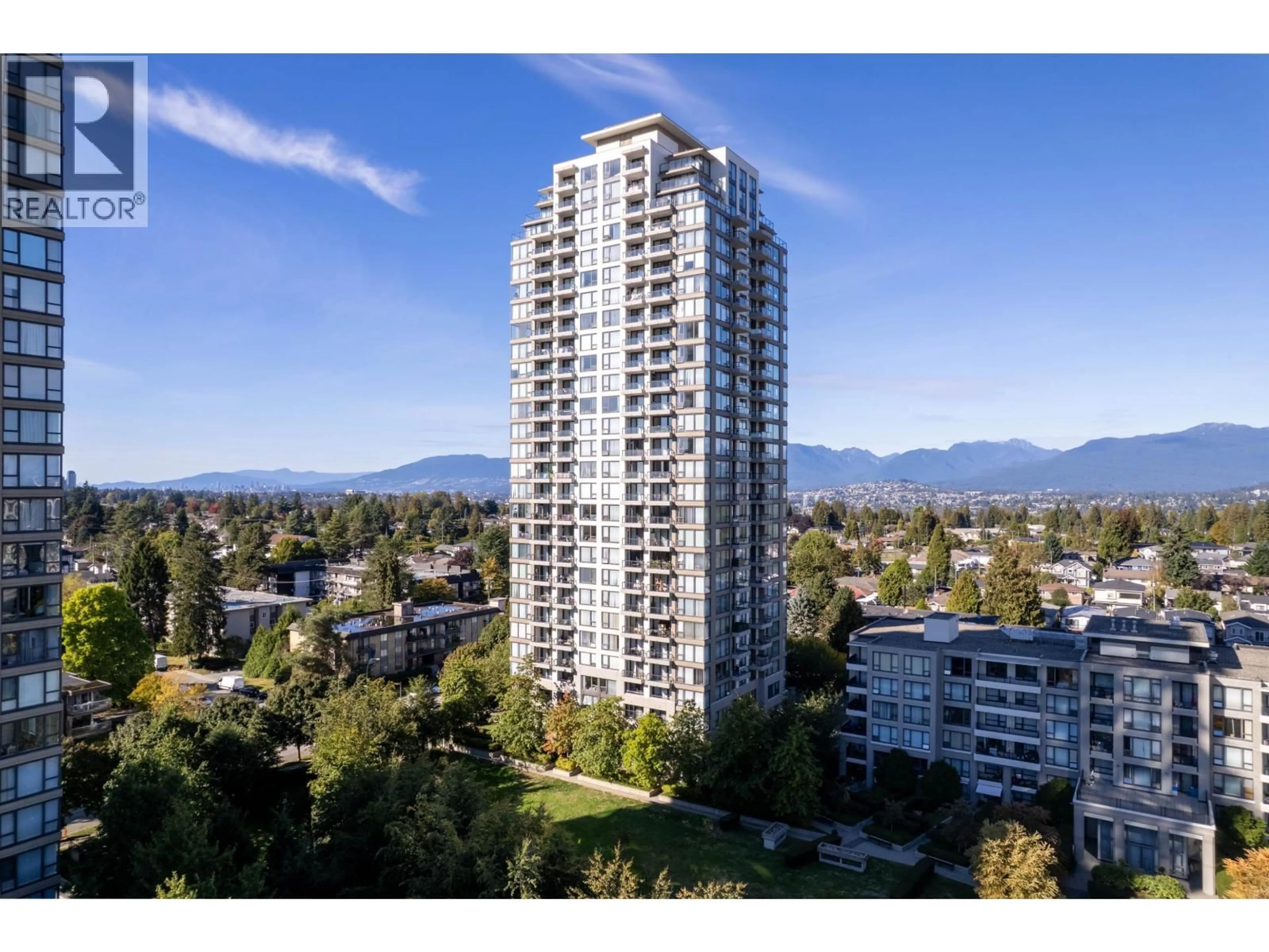 A pic from outside/outdoor area/front of a property/back of a property/a pic from drone, city buildings view from balcony for 2803 - 7108 COLLIER STREET, Burnaby British Columbia V5E0A1