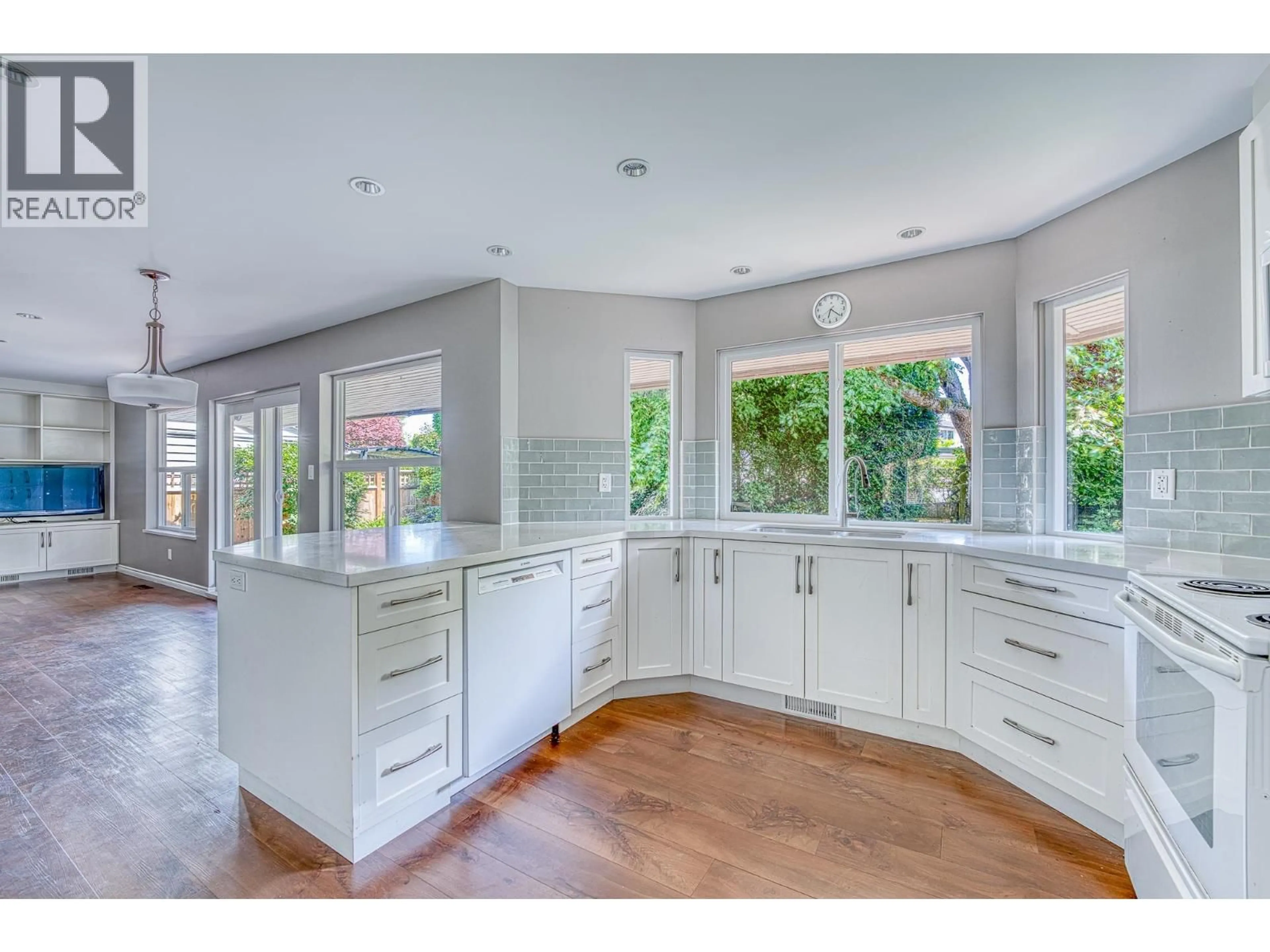 Open concept kitchen, unknown for 10680 BISSETT DRIVE, Richmond British Columbia V7A4L3