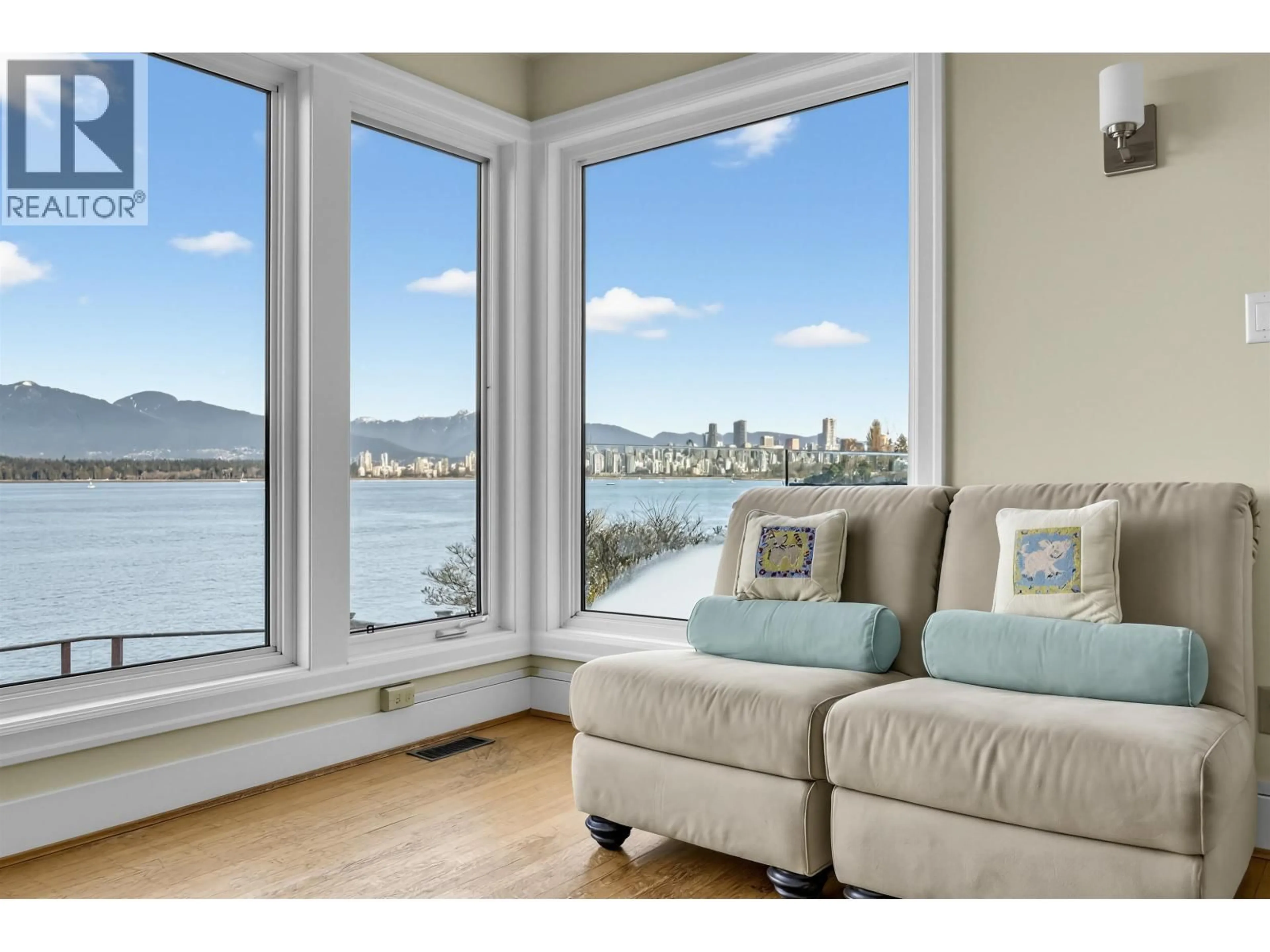 Living room with furniture, wood/laminate floor for 3131 POINT GREY ROAD, Vancouver British Columbia V6K1B3