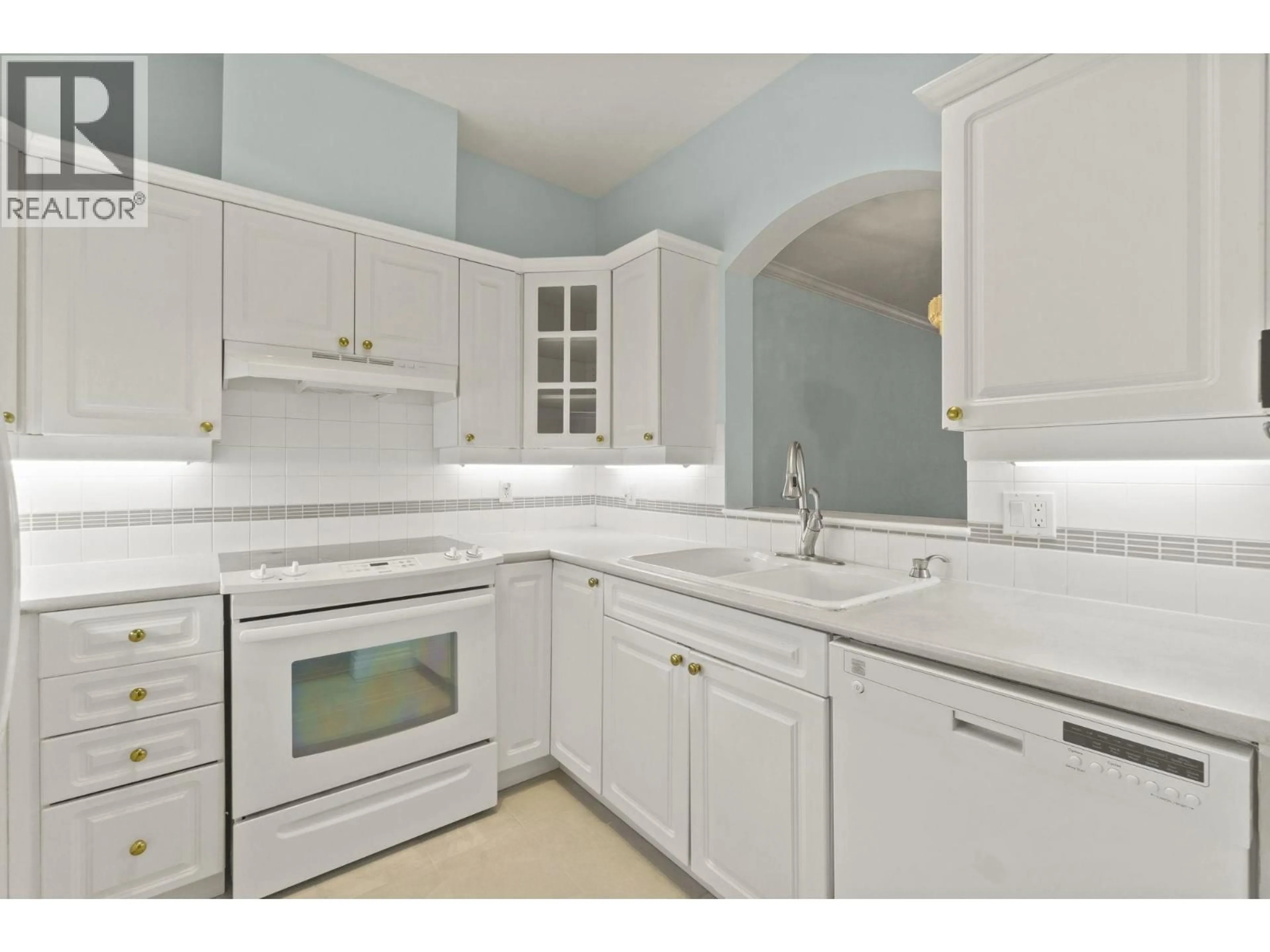 Unknown for 130 - 3098 GUILDFORD WAY, Coquitlam British Columbia V3B7W8