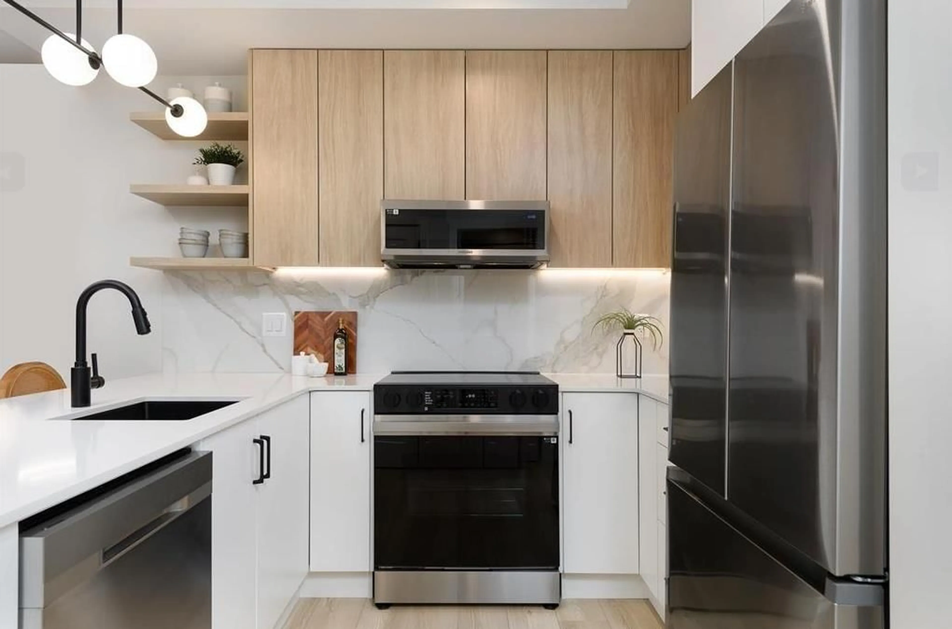 Unknown for 208 - 33522 COTTAGE LANE, Abbotsford British Columbia V0V0V0