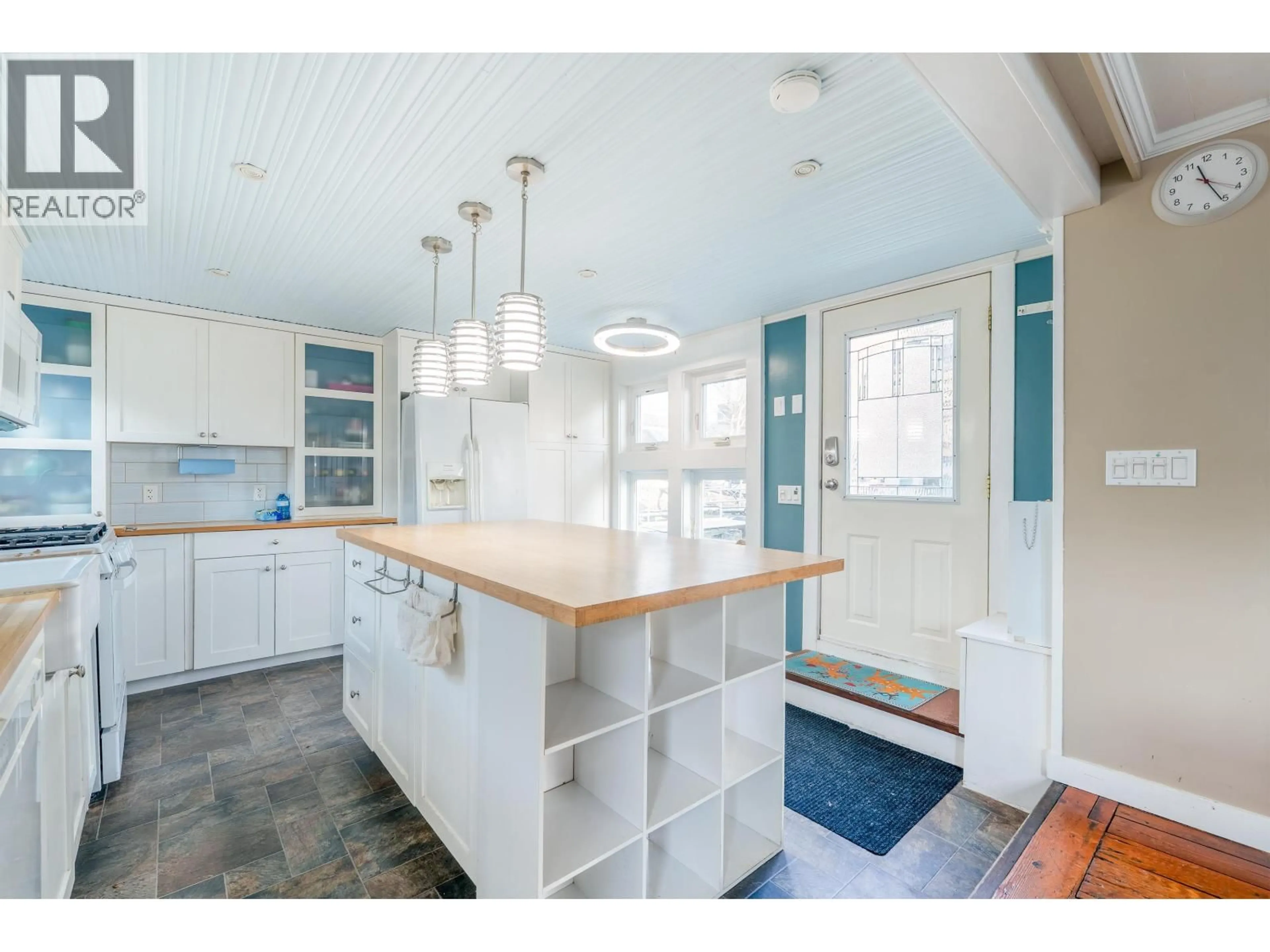 Open concept kitchen, unknown for 12 - 23080 DYKE ROAD, Richmond British Columbia V6V1E1