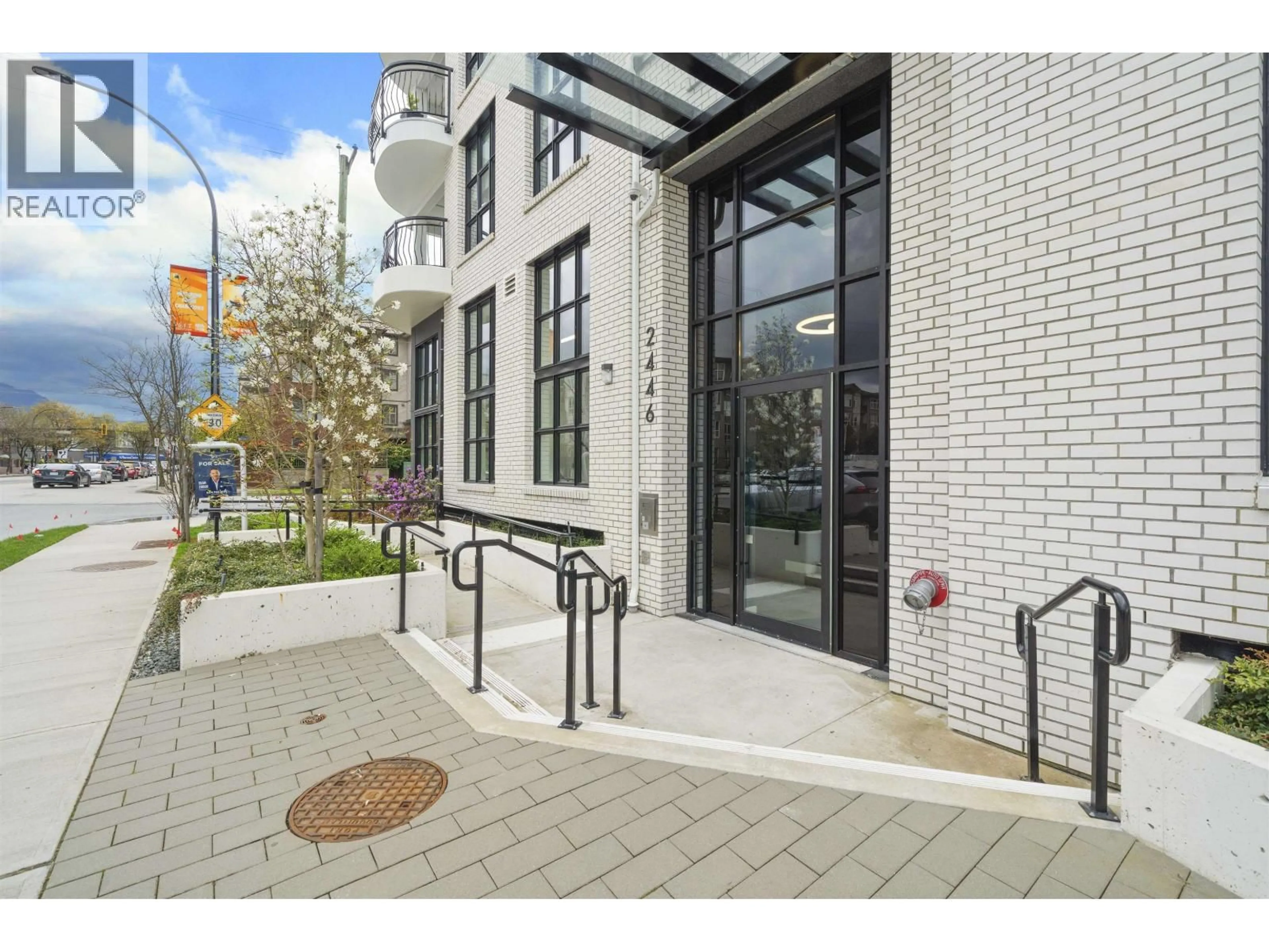 Unknown for 201 - 2446 SHAUGHNESSY STREET, Port Coquitlam British Columbia V3C3E5