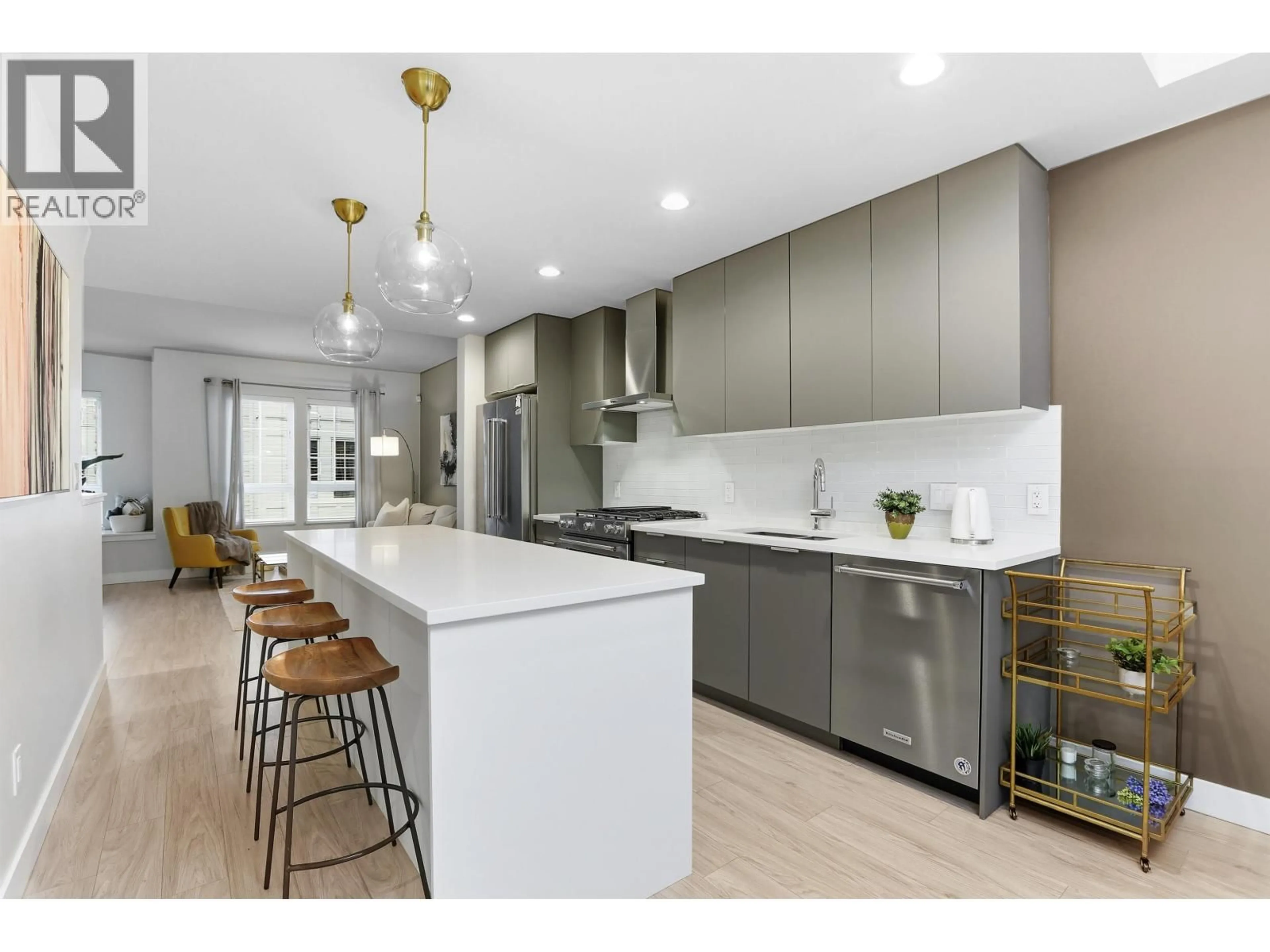 Open concept kitchen, unknown for 2126 ST JOHNS STREET STREET, Port Moody British Columbia V3H0J5