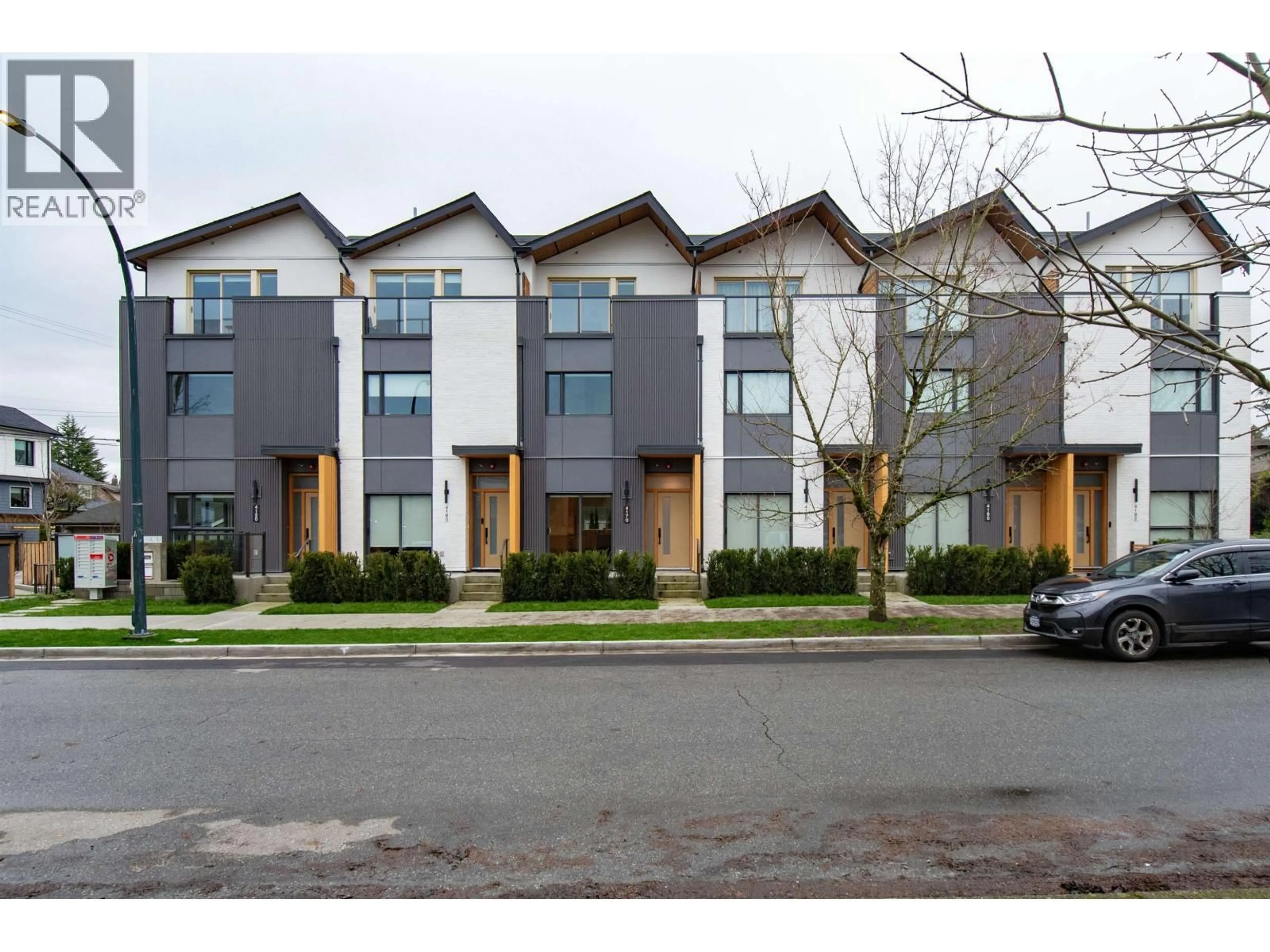 Unknown for 4170 COLUMBIA STREET, Vancouver British Columbia V5Y2J6