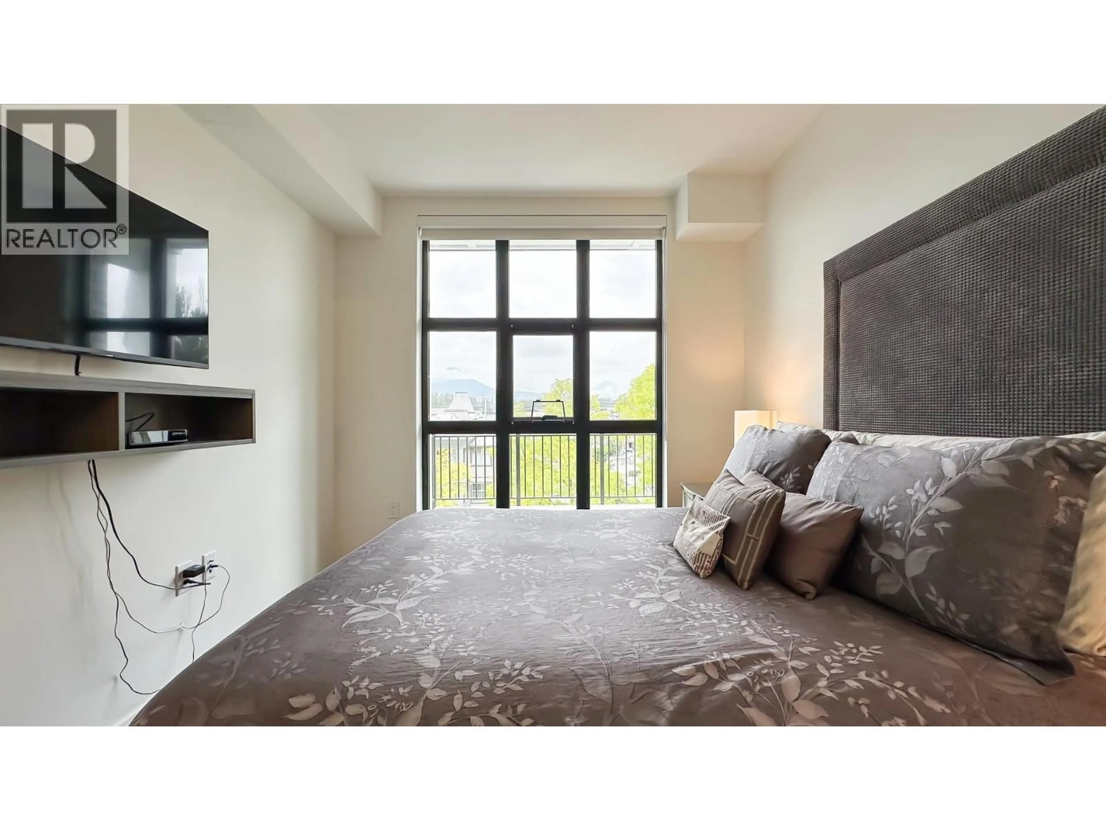 Bedroom with bed, unknown for 501 - 2446 SHAUGHNESSY STREET, Port Coquitlam British Columbia V3C3E5