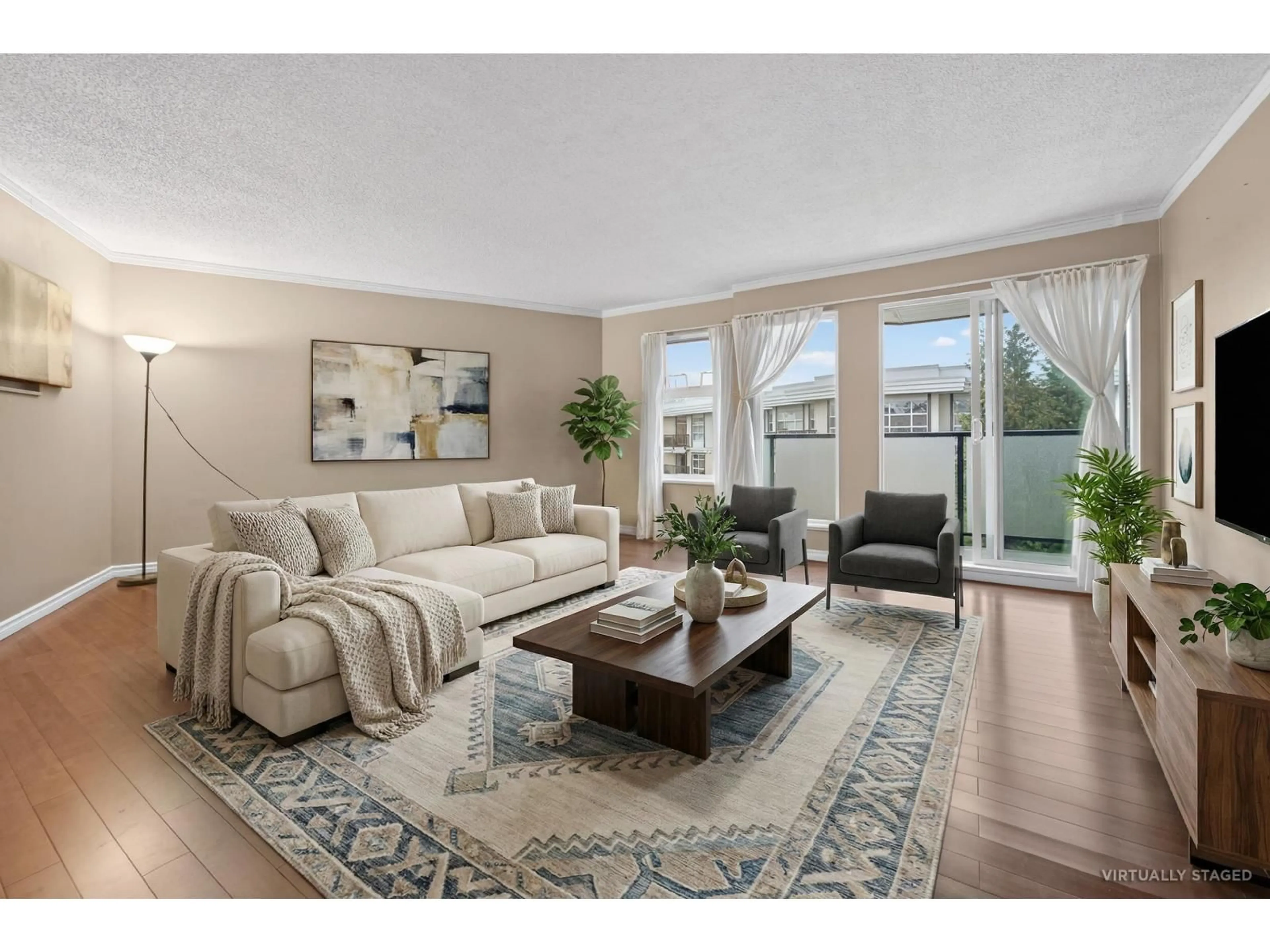 Living room with furniture, unknown for 314 - 1850 SOUTHMERE CRESCENT EAST, Surrey British Columbia V4A6Y6