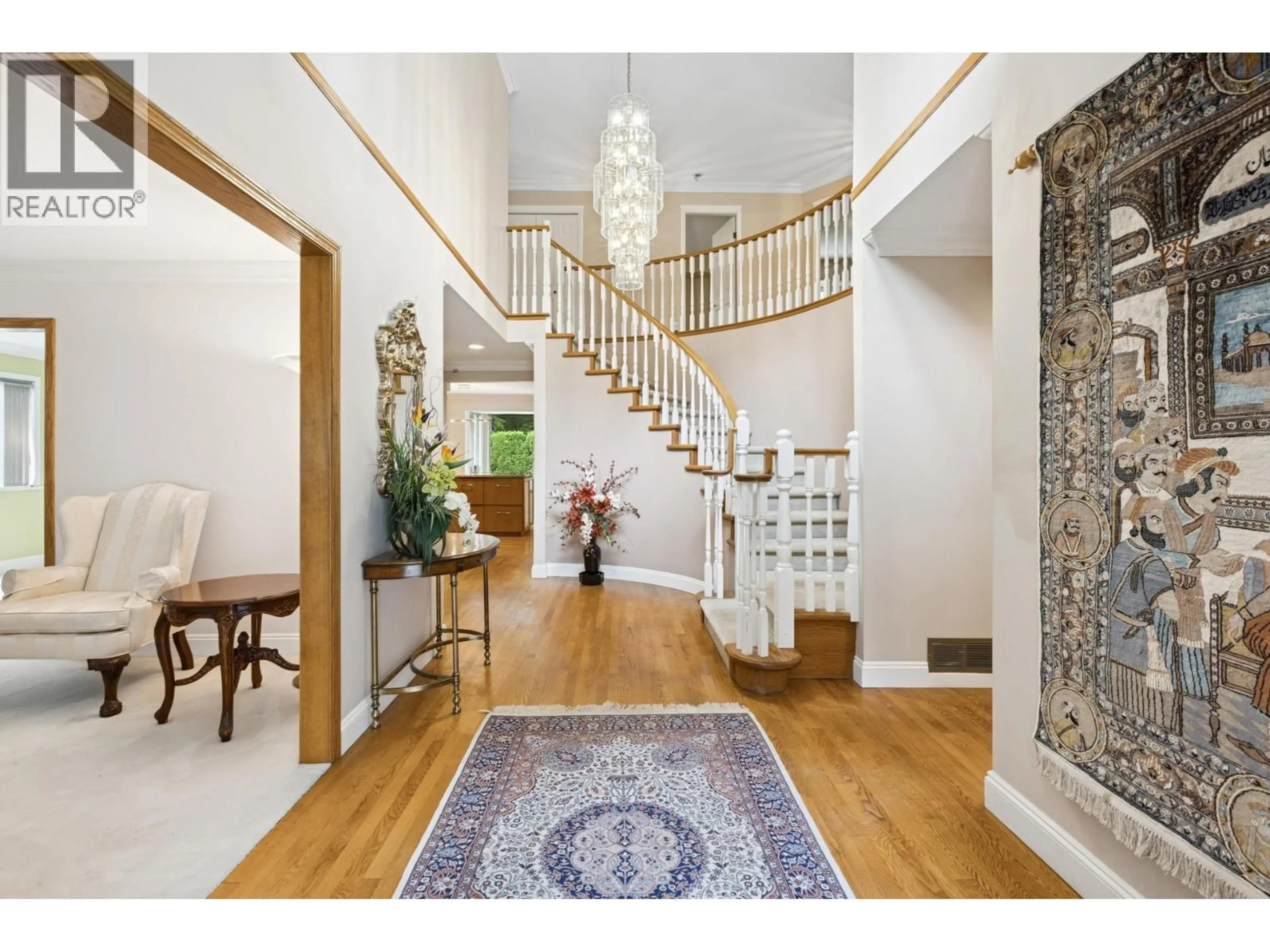 Indoor foyer for 5685 NANCY GREENE WAY, North Vancouver British Columbia V7R4W2