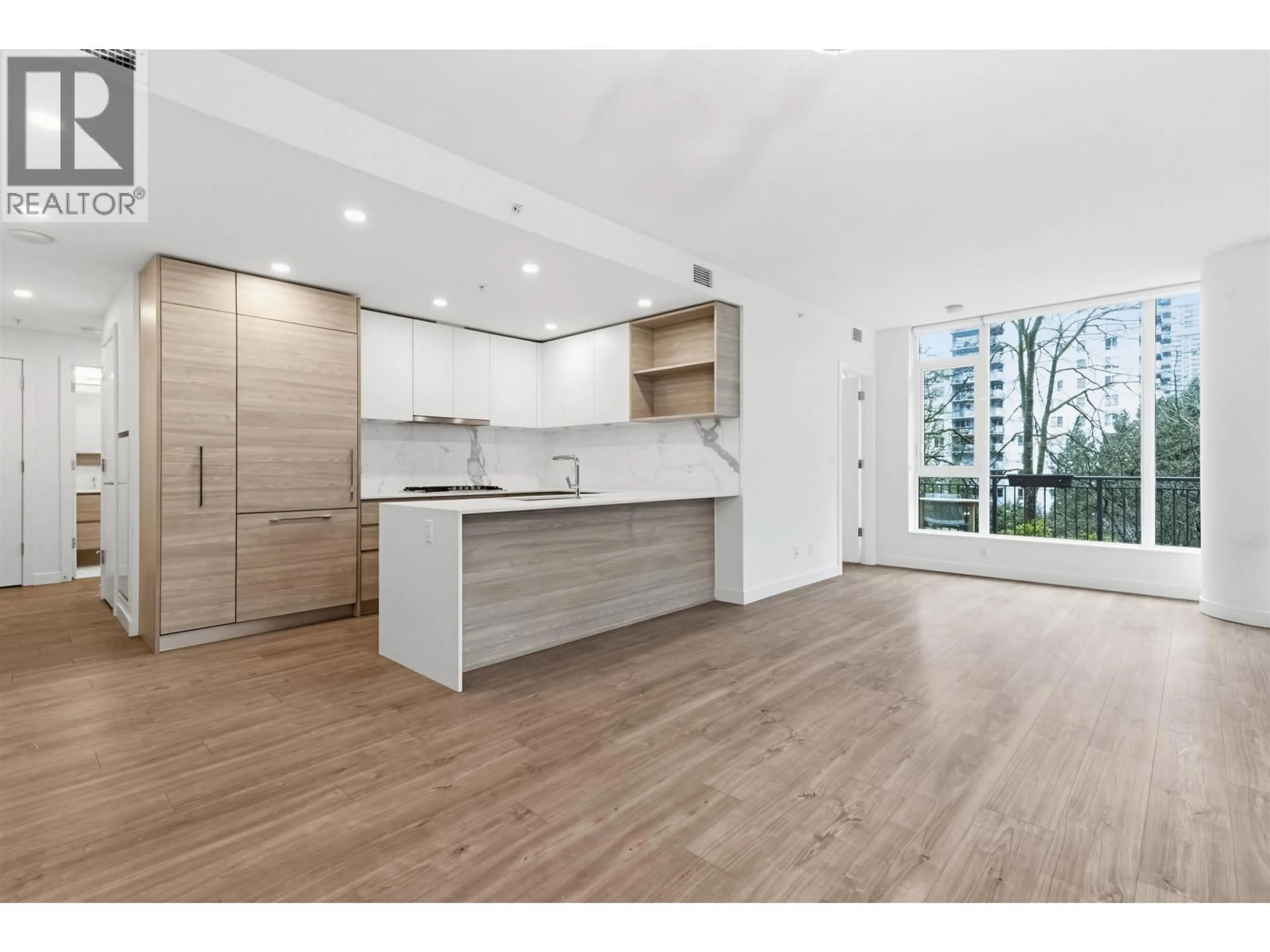 Open concept kitchen, wood/laminate floor for 201 - 585 AUSTIN AVENUE, Coquitlam British Columbia V3K0G6