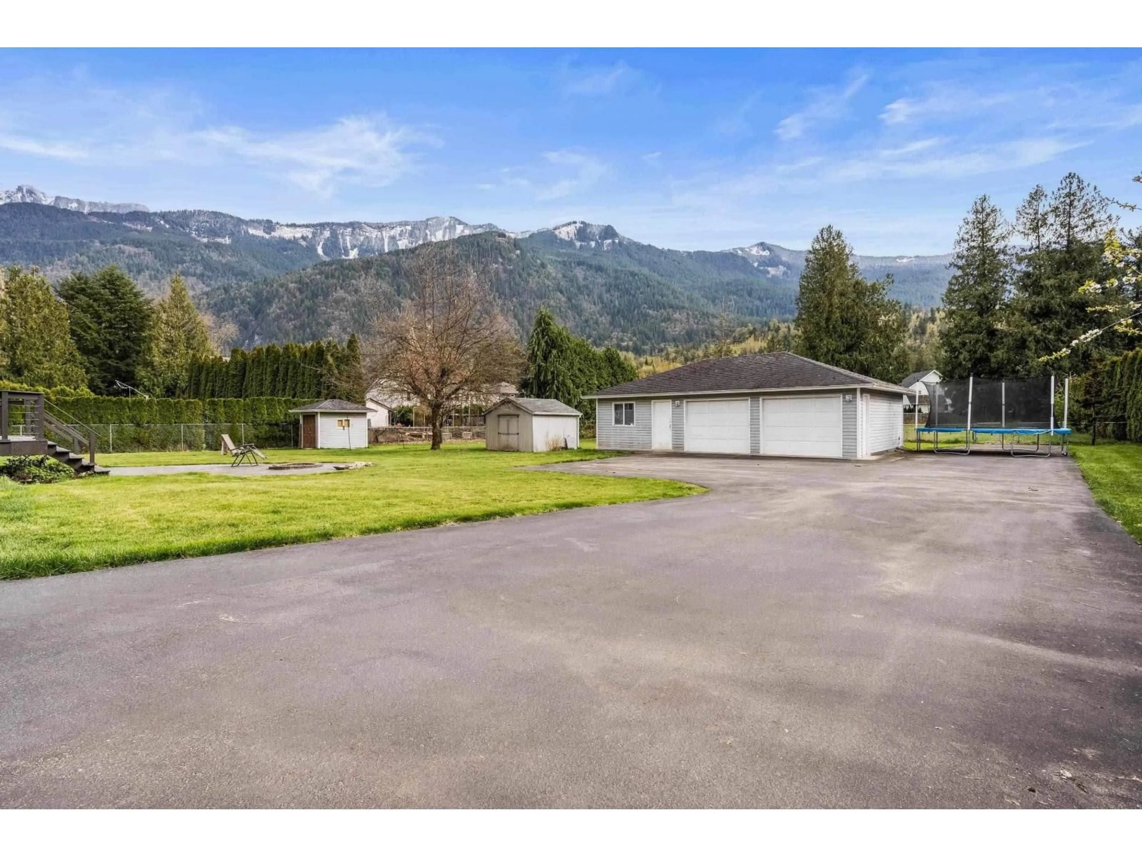 A pic from outside/outdoor area/front of a property/back of a property/a pic from drone, mountain view for 52732 BUNKER ROAD, Rosedale British Columbia V0X1X1