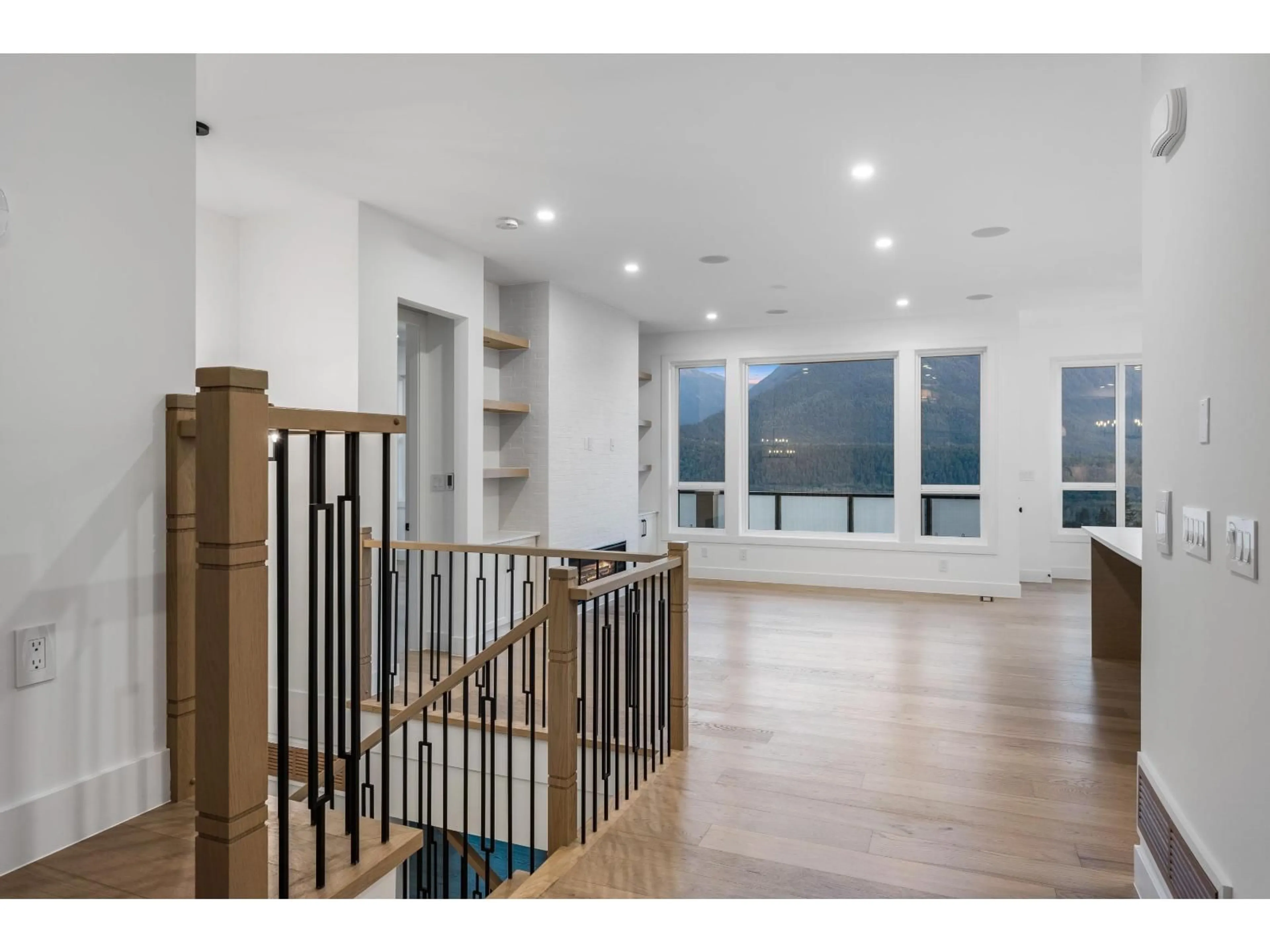 Unknown for 46007 WEEDEN DRIVE, Chilliwack British Columbia V2R5T8