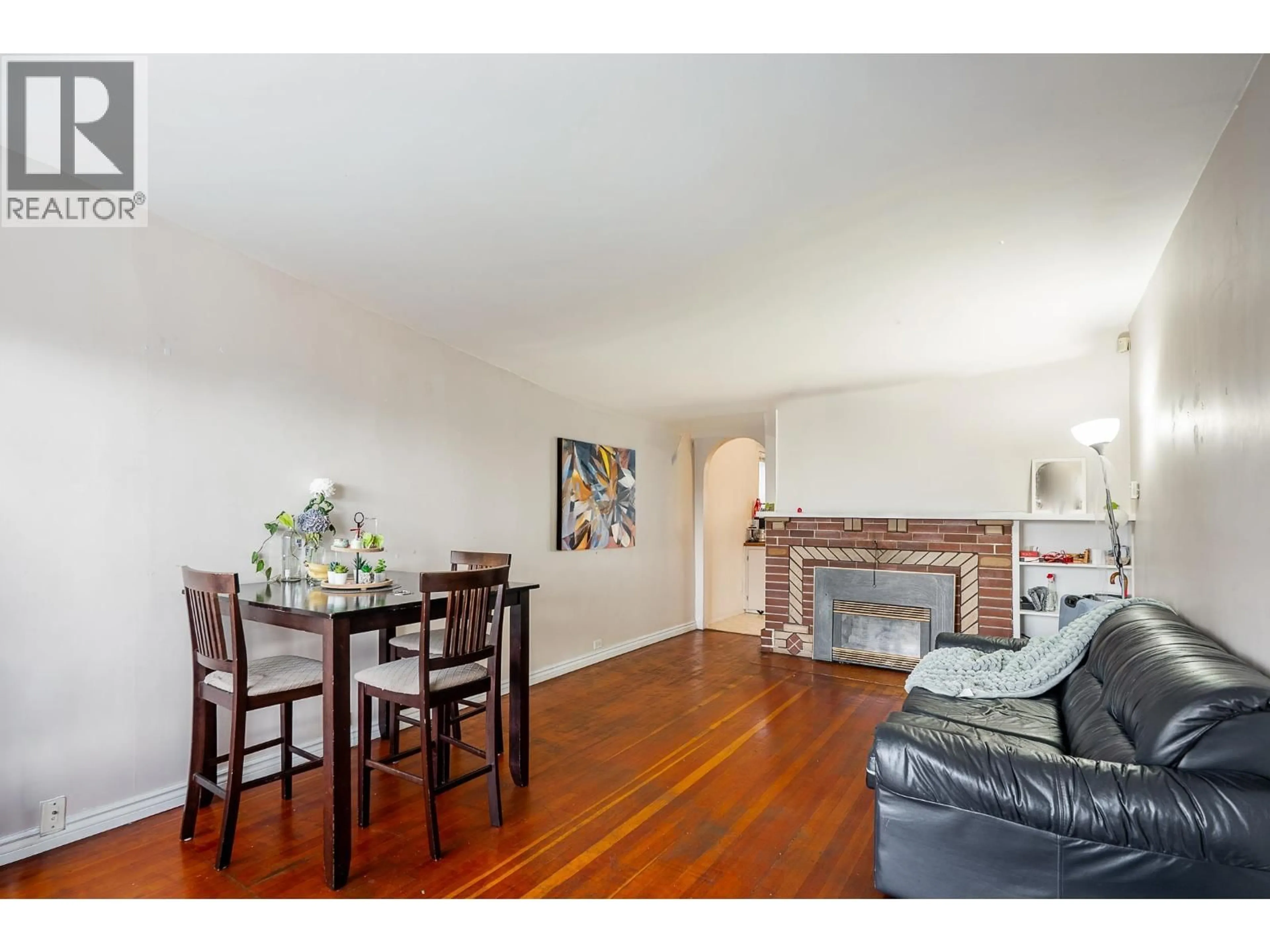 Unknown for 869 60TH AVENUE, Vancouver British Columbia V6P2A2