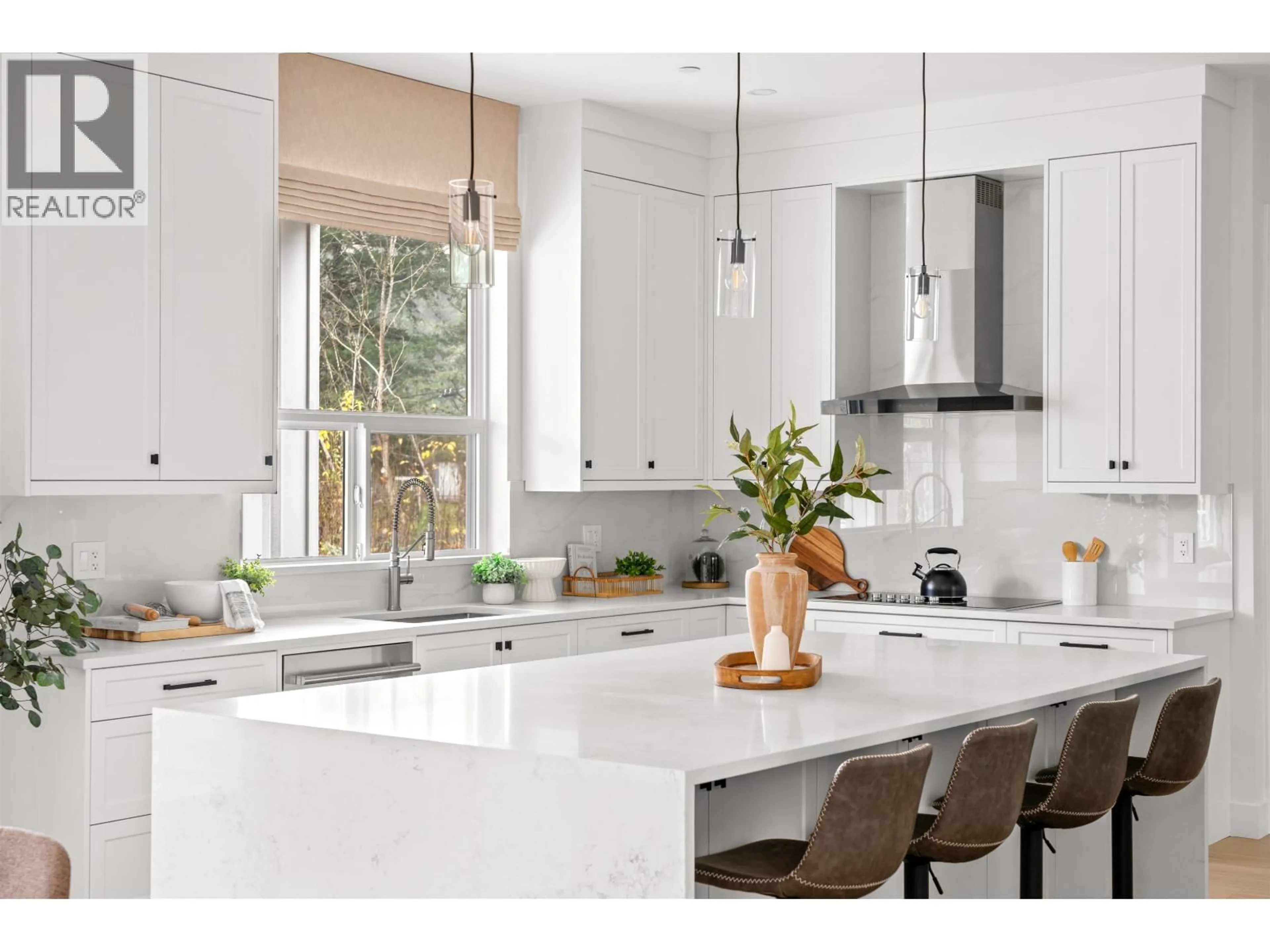 Contemporary kitchen, ceramic/tile floor for 11026 243B STREET, Maple Ridge British Columbia V2W1H5