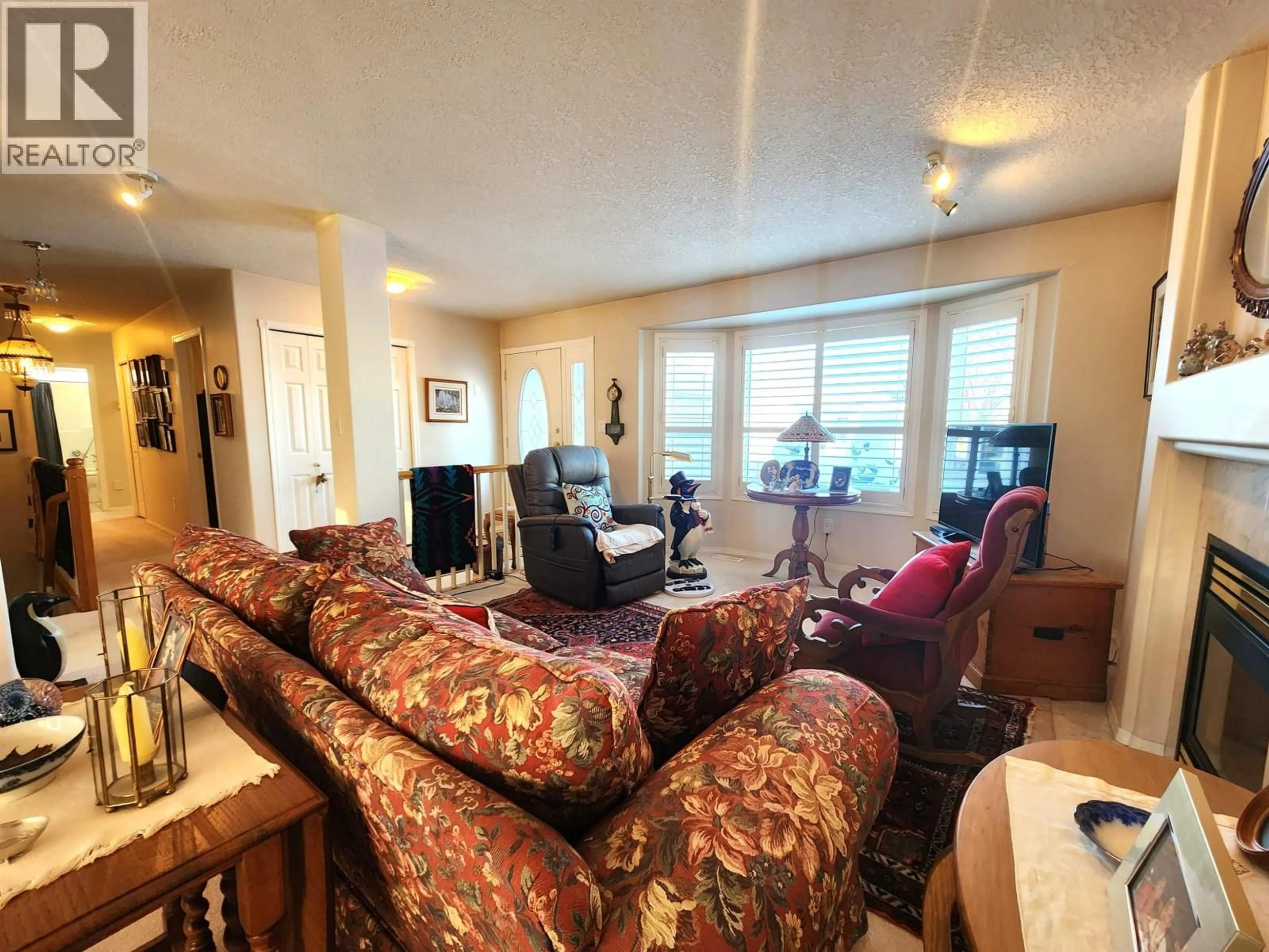 Living room with furniture, unknown for 3103 ROSEMONT DRIVE, Prince George British Columbia V2V2V2