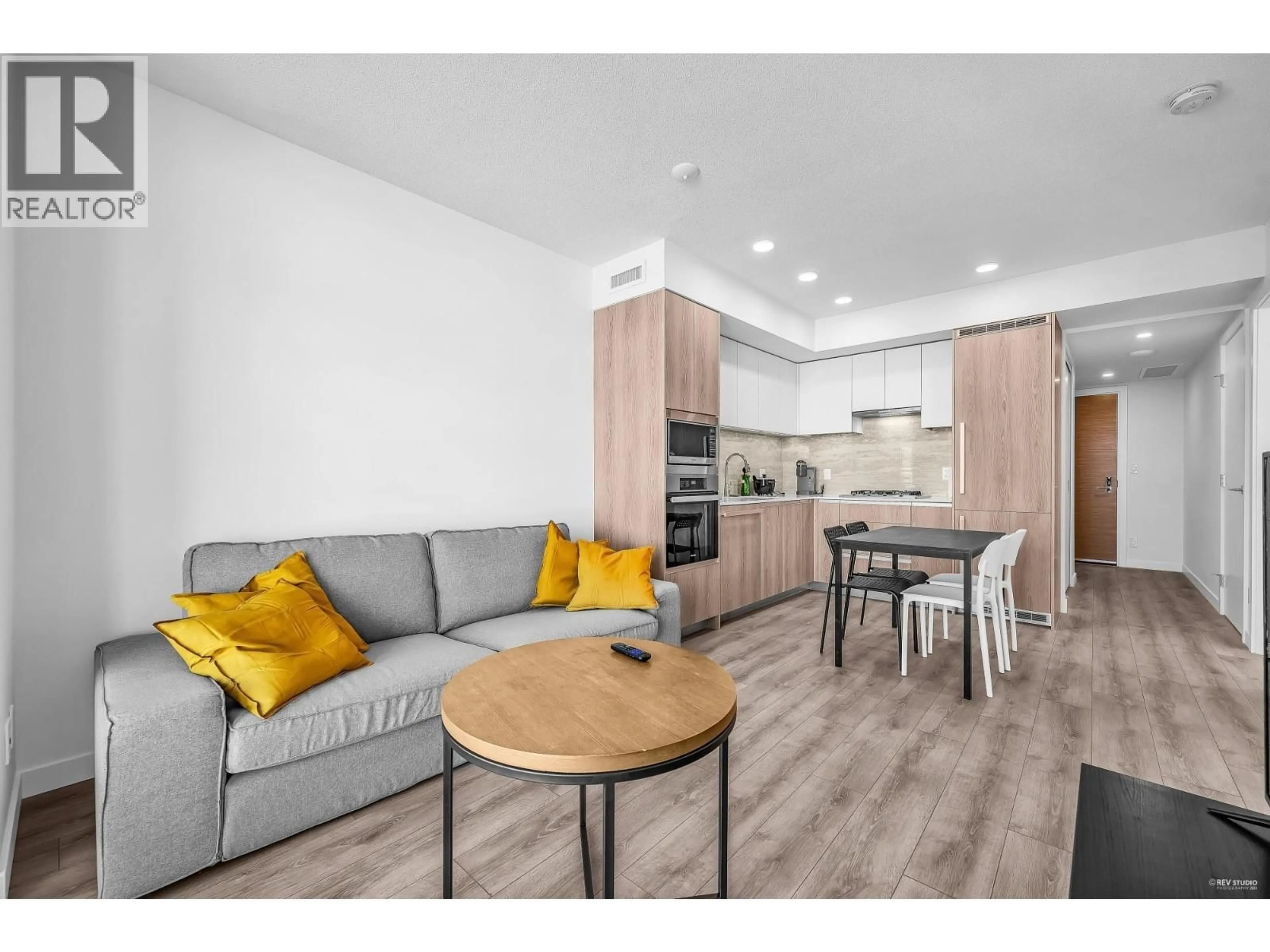 Open concept kitchen, wood/laminate floor for 1204 - 6633 BUSWELL STREET, Richmond British Columbia V6Y0M3