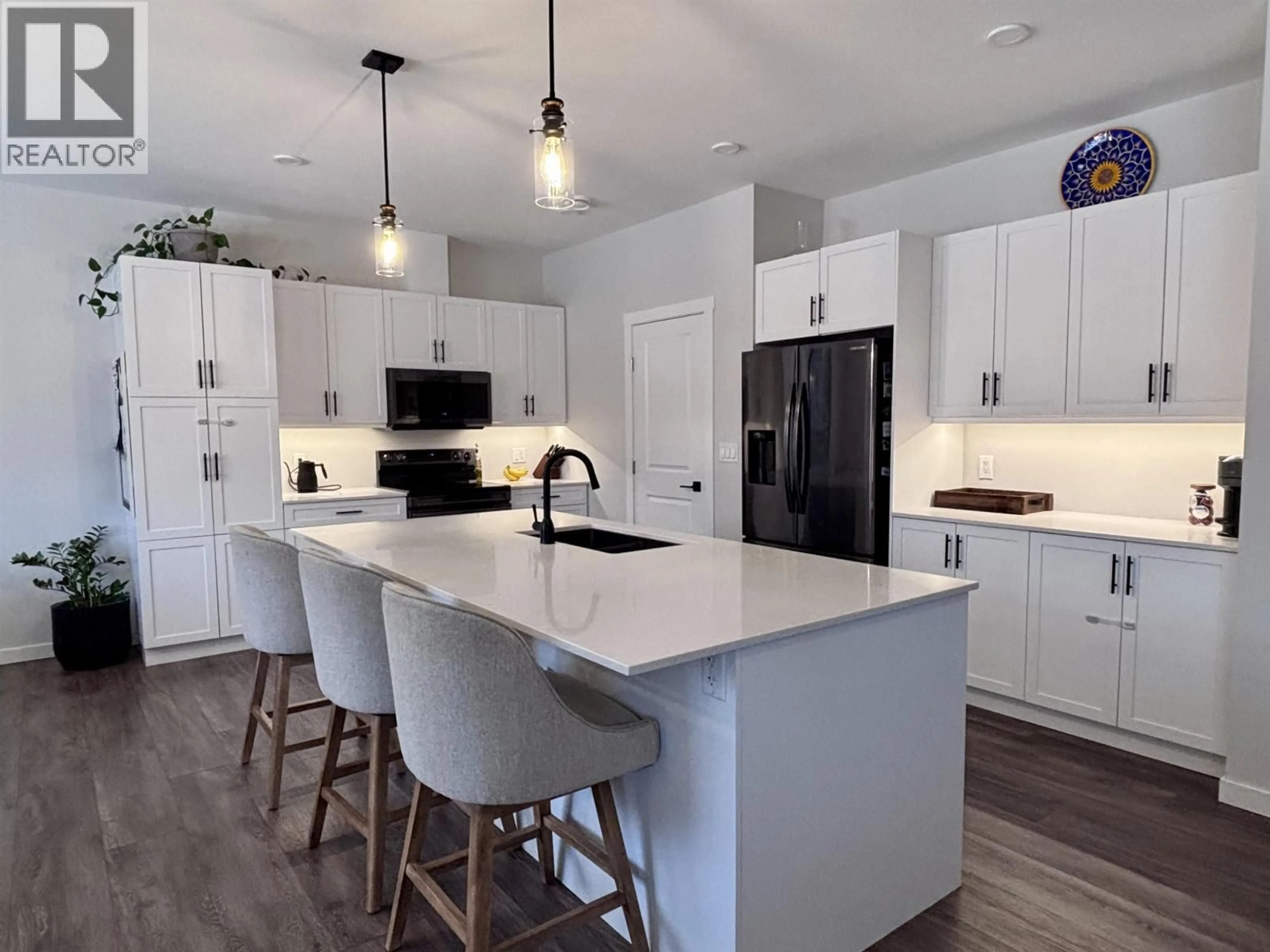 Open concept kitchen, unknown for 3903 WIRTL STREET, Terrace British Columbia V8G0K7