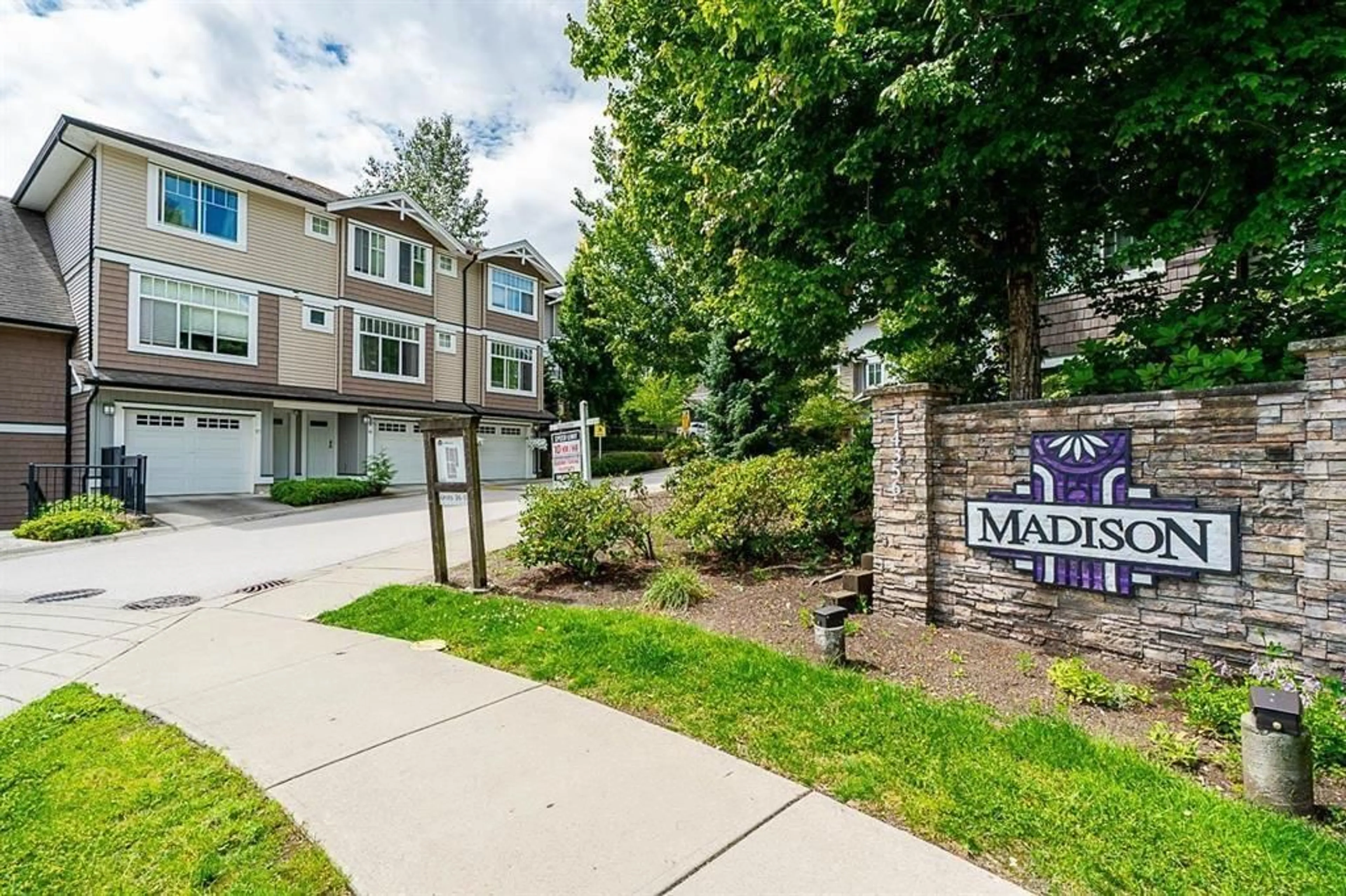 Patio, mountain view for 51 - 14356 63A AVENUE, Surrey British Columbia V3X0E3