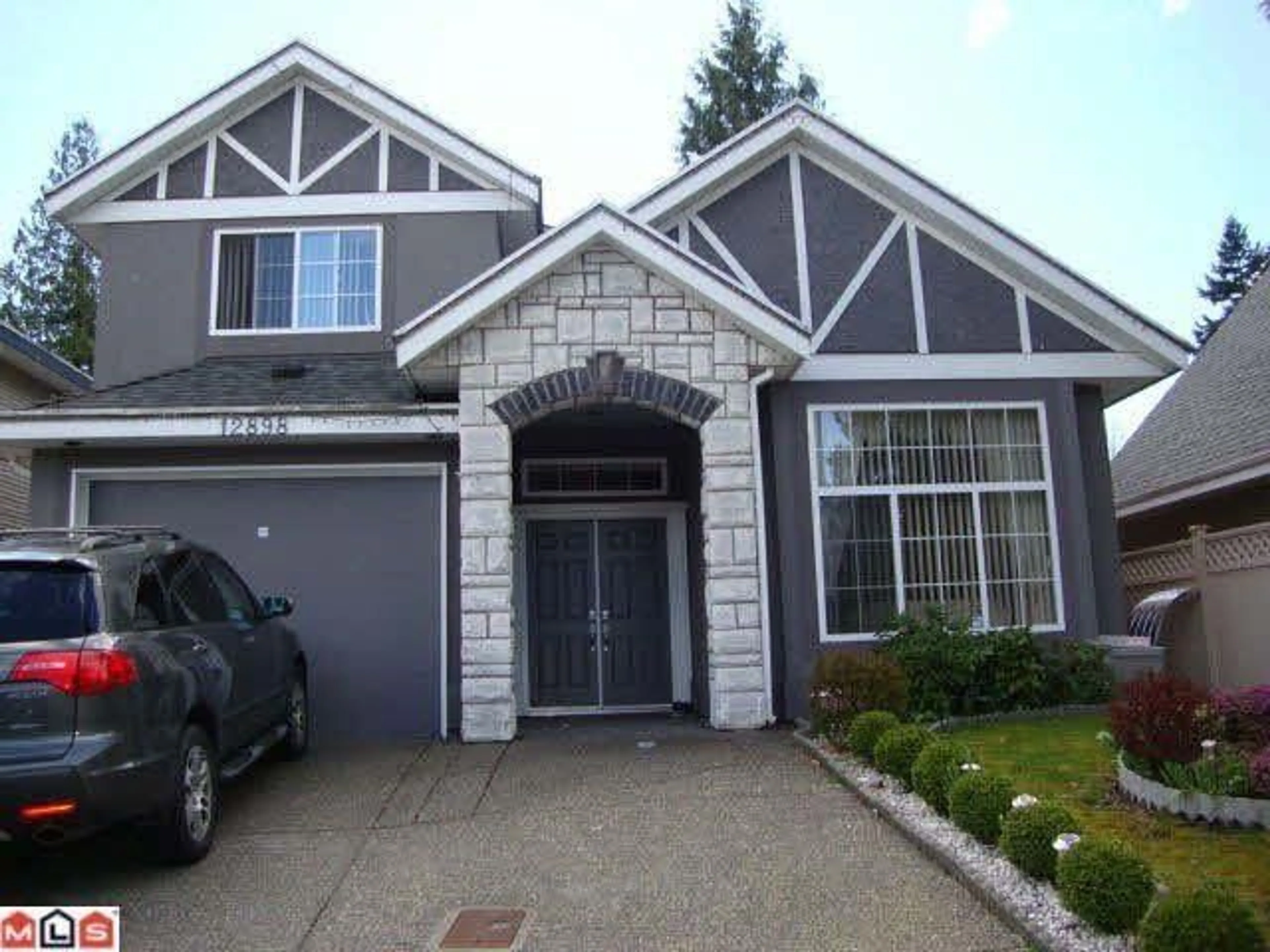 Home with vinyl exterior material, street for 12898 68 AVENUE, Surrey British Columbia V3W7C2