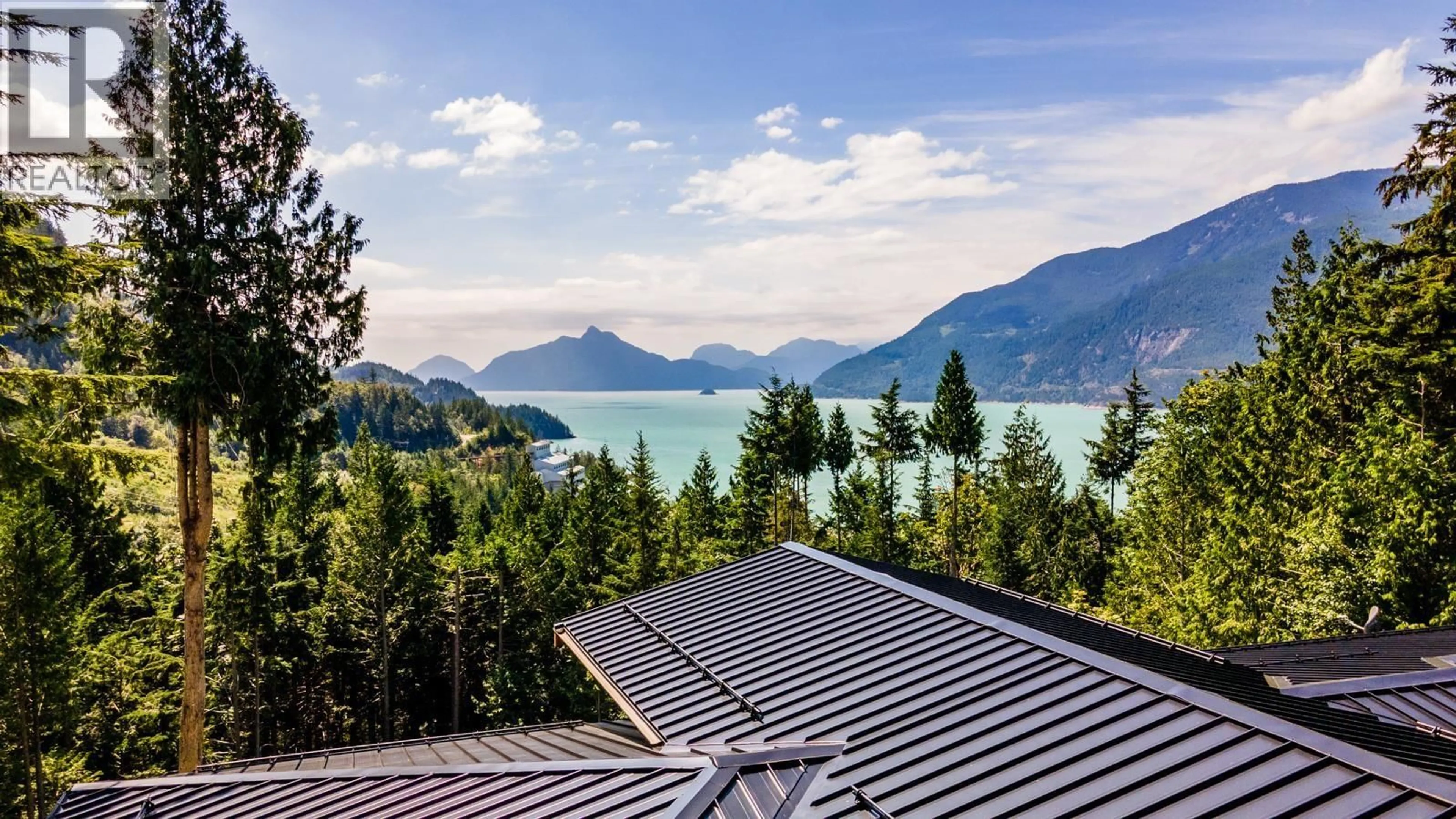 A pic from outside/outdoor area/front of a property/back of a property/a pic from drone, water/lake/river/ocean view for 1024 GOAT RIDGE DRIVE, Britannia Beach British Columbia V8B1J2