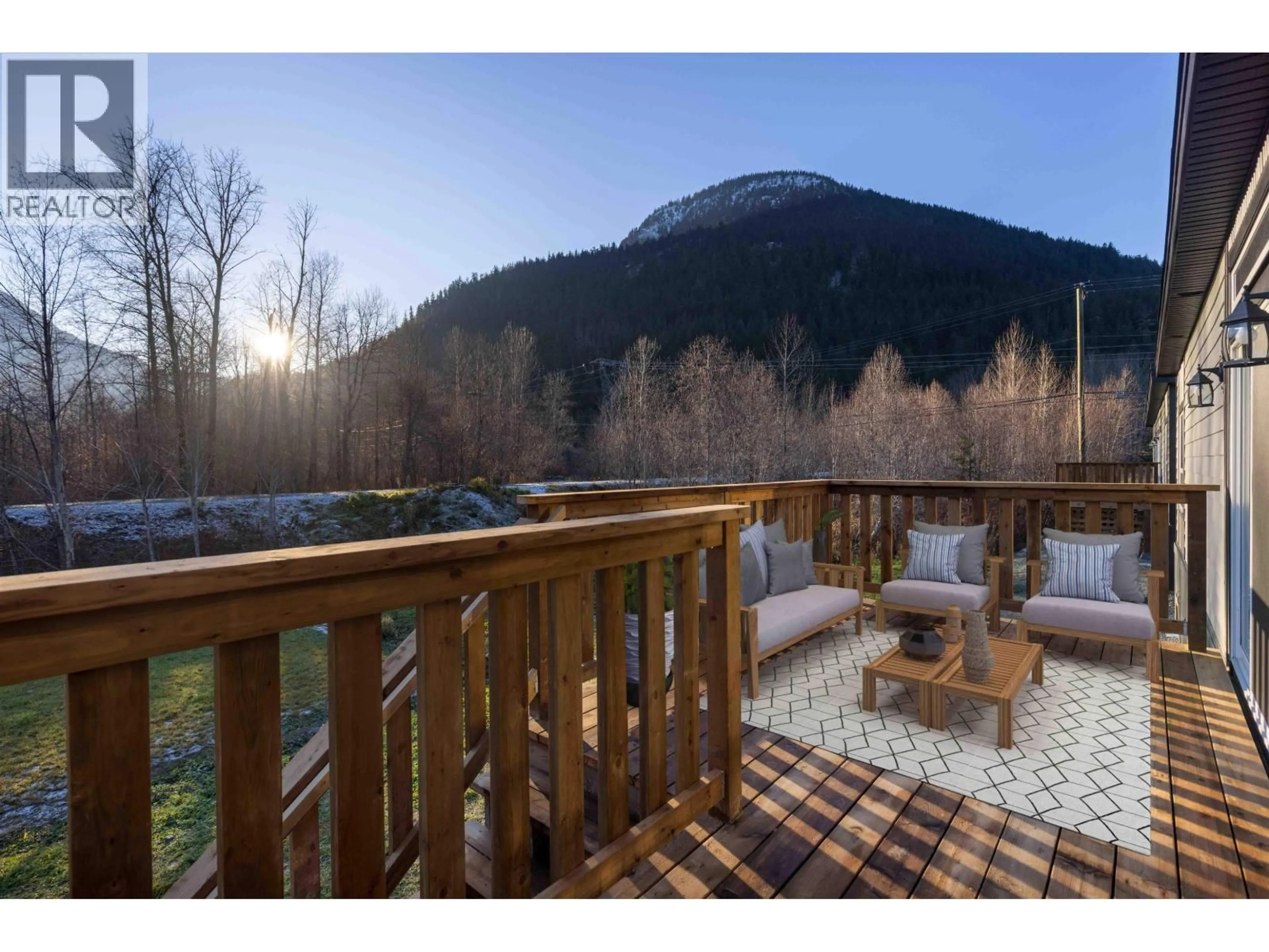 Patio, mountain view for 60 - 7370 HIGHWAY 99, Pemberton British Columbia V0N2L1