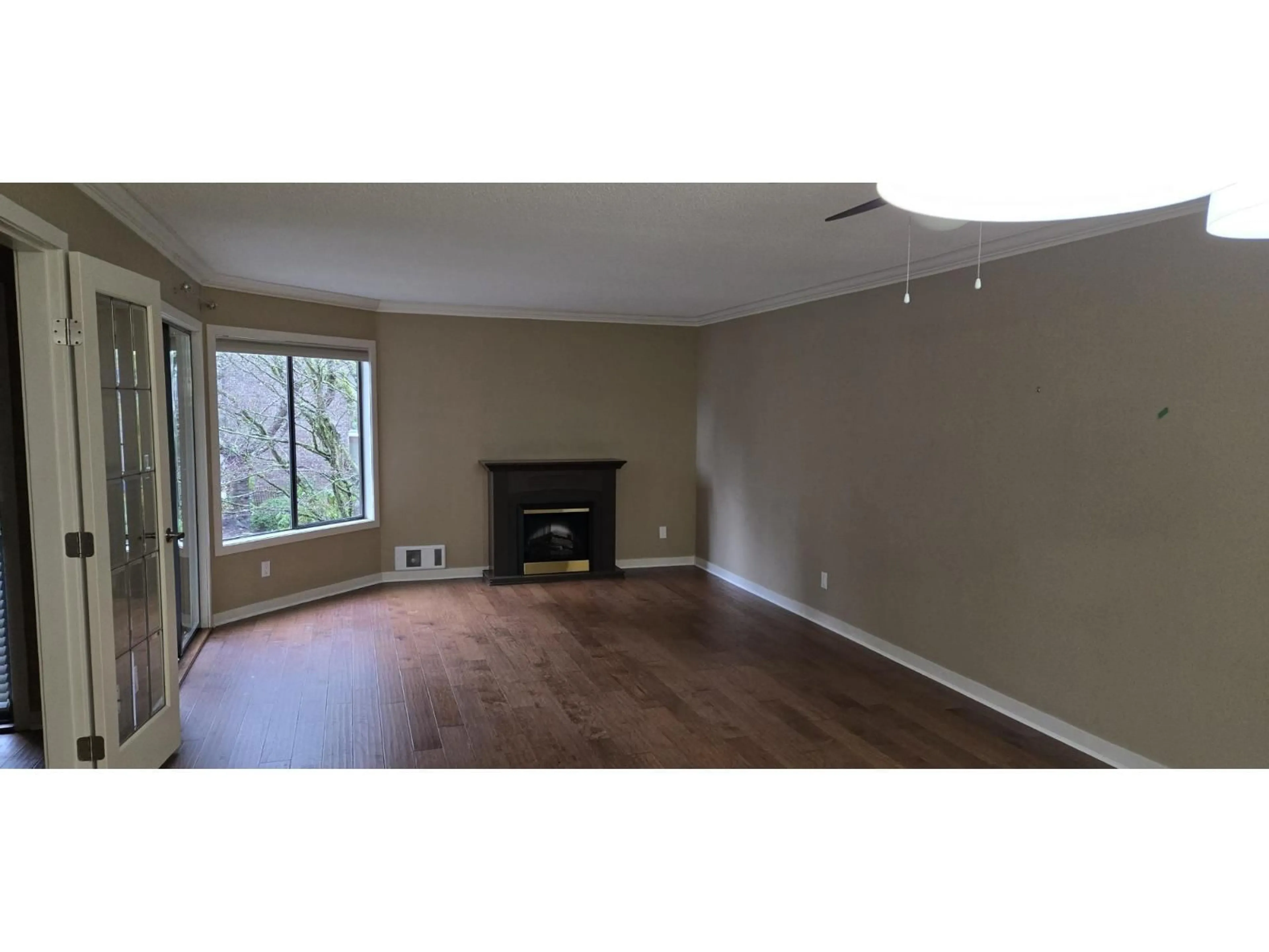 A pic of a room for 208 - 1521 BLACKWOOD STREET, White Rock British Columbia V4B3V6