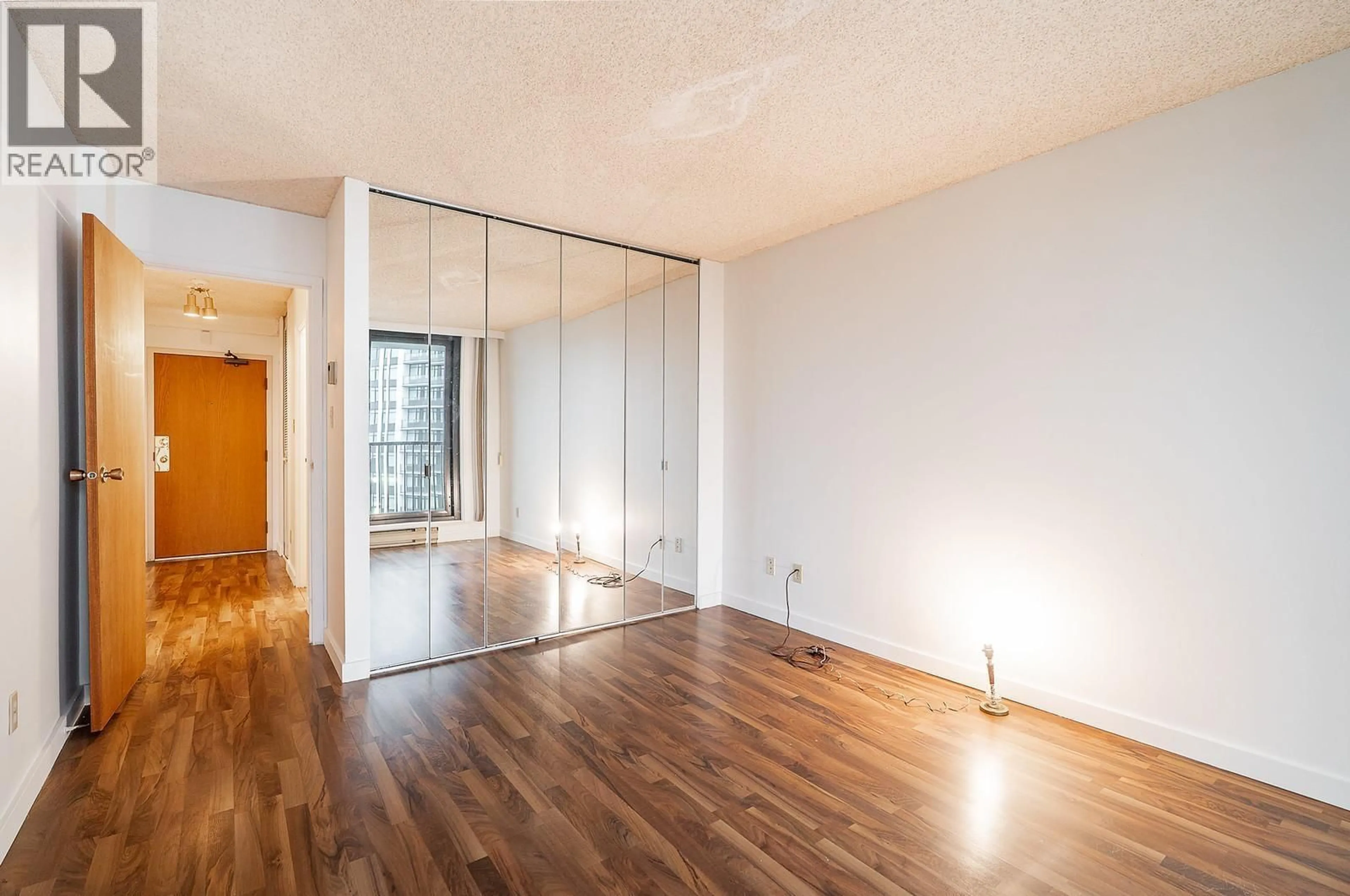 Unknown for 1507 - 6455 WILLINGDON AVENUE, Burnaby British Columbia V5H4E4