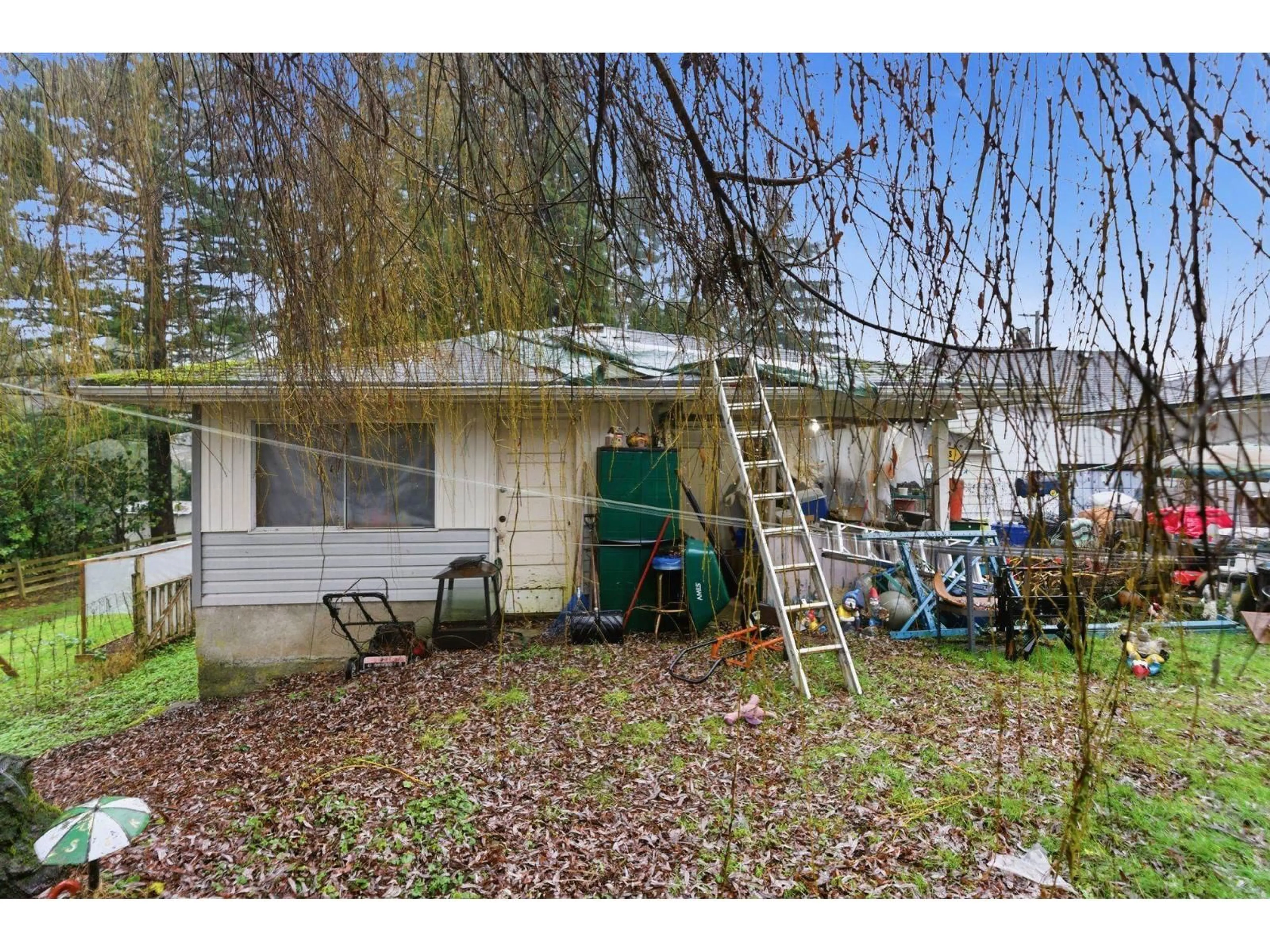 Shed for 33219 7 AVENUE, Mission British Columbia V2V2E2