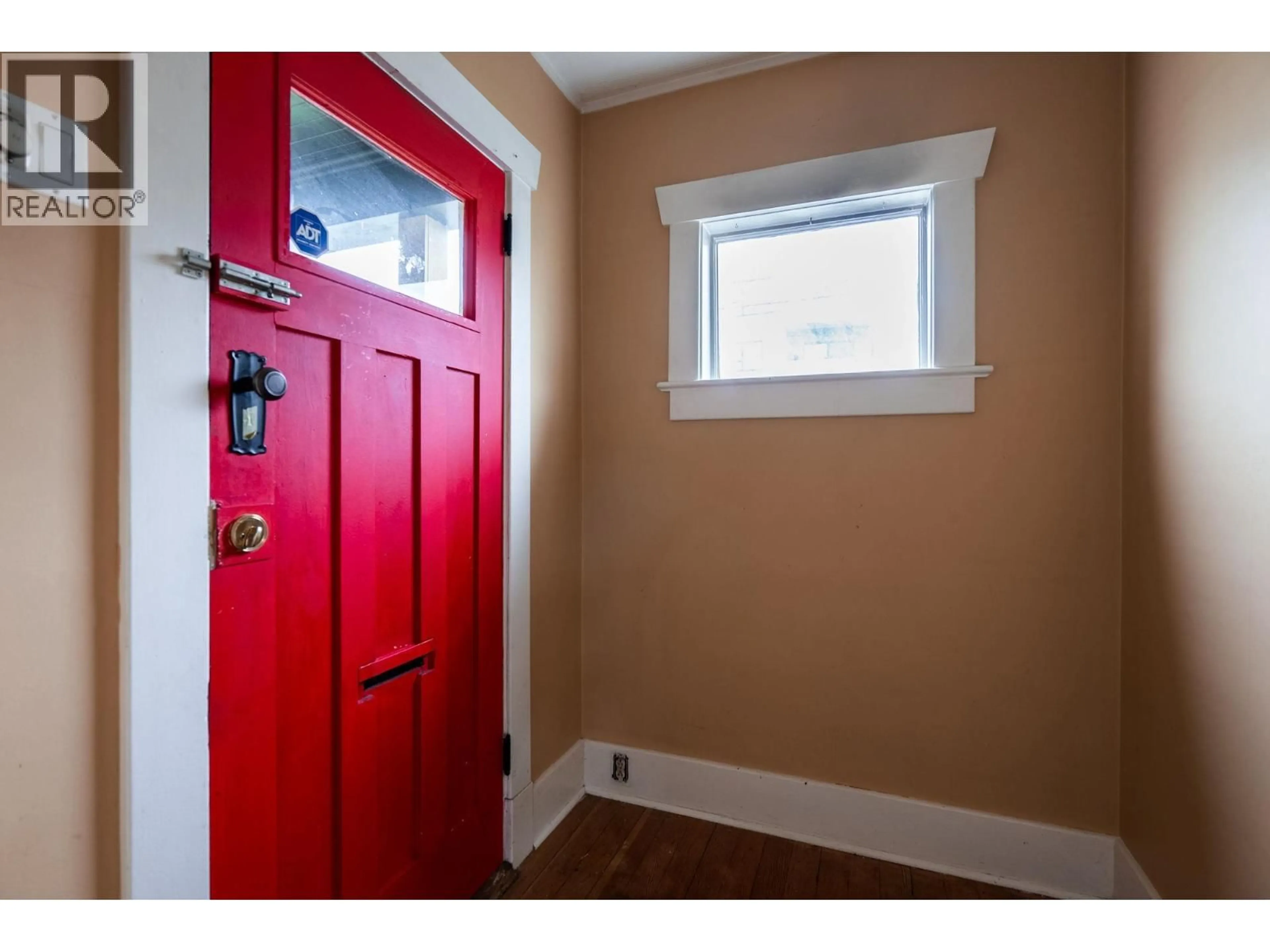 Indoor entryway for 2336 RINDALL AVENUE, Port Coquitlam British Columbia V3C1V2