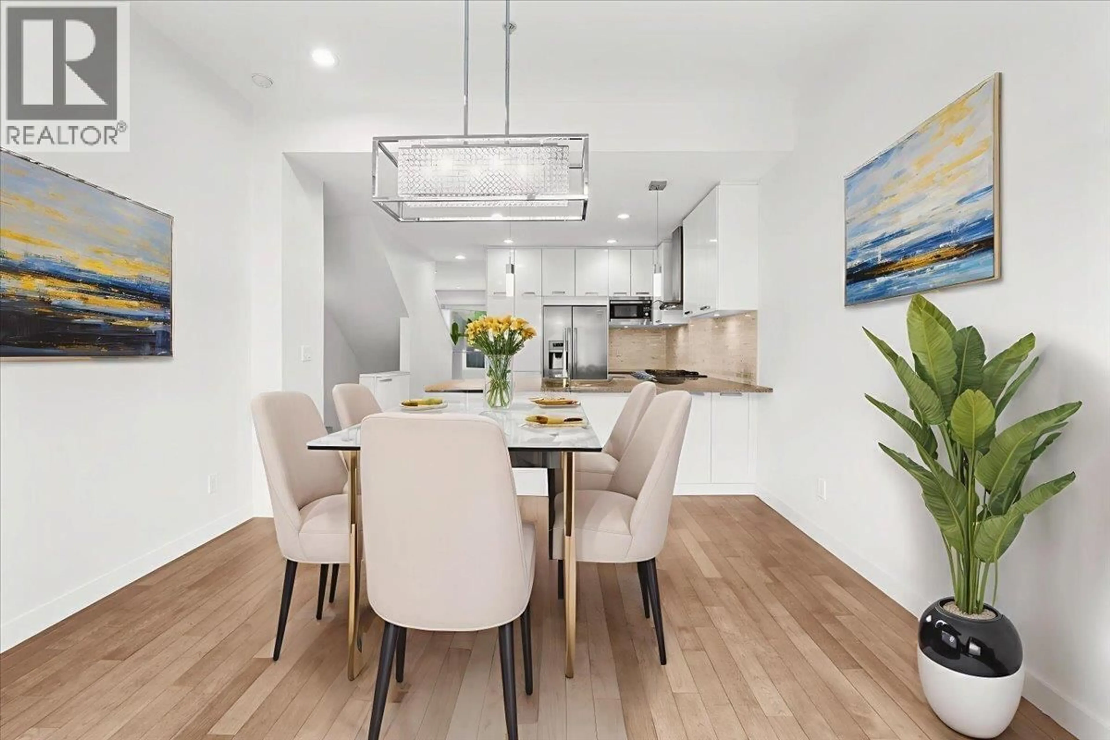 Dining room, wood/laminate floor for 9 - 100 WOOD STREET, New Westminster British Columbia V3M0H6