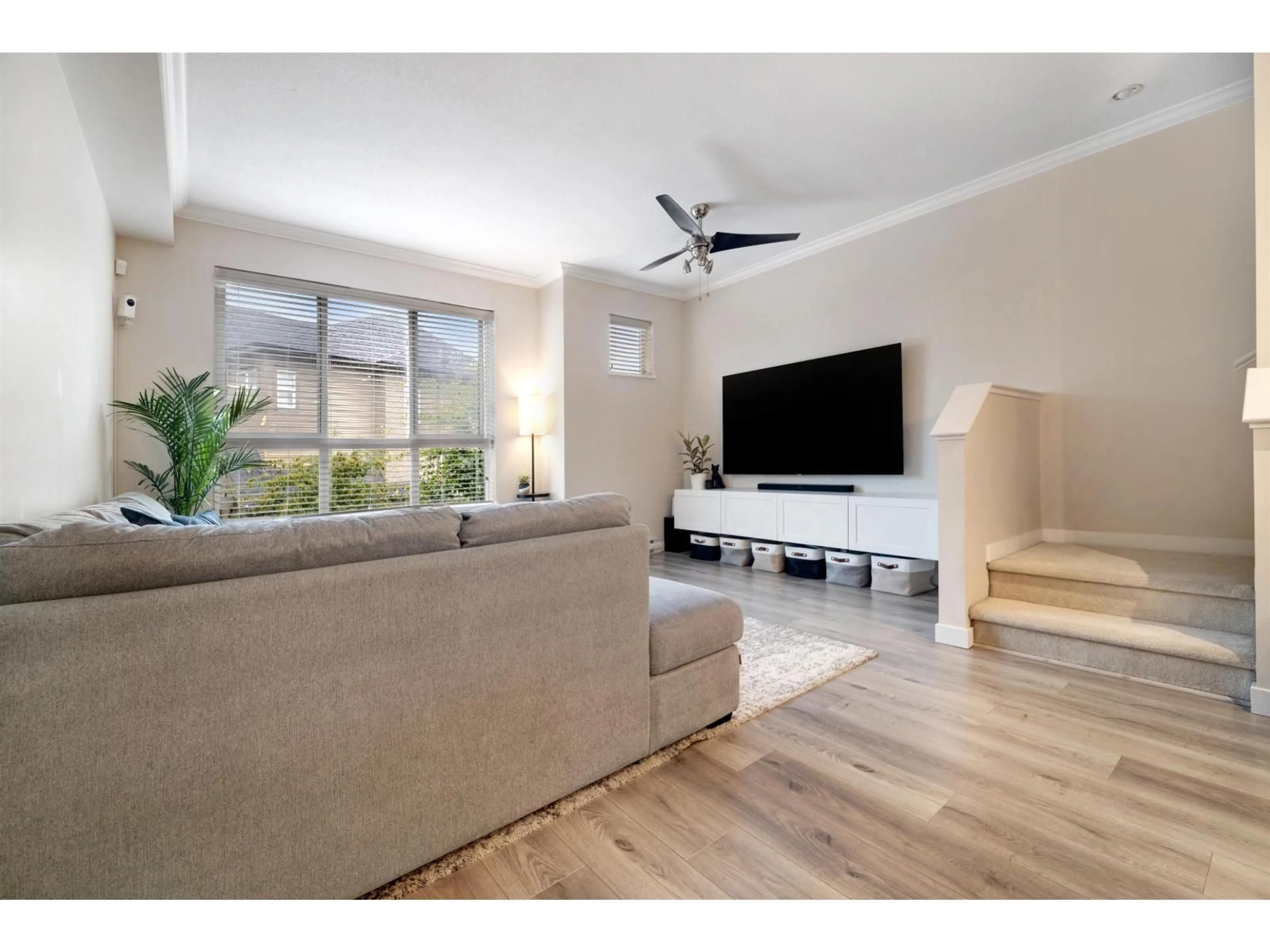 Living room with furniture, wood/laminate floor for 52 - 10489 DELSOM CRESCENT, Delta British Columbia V4C0B9