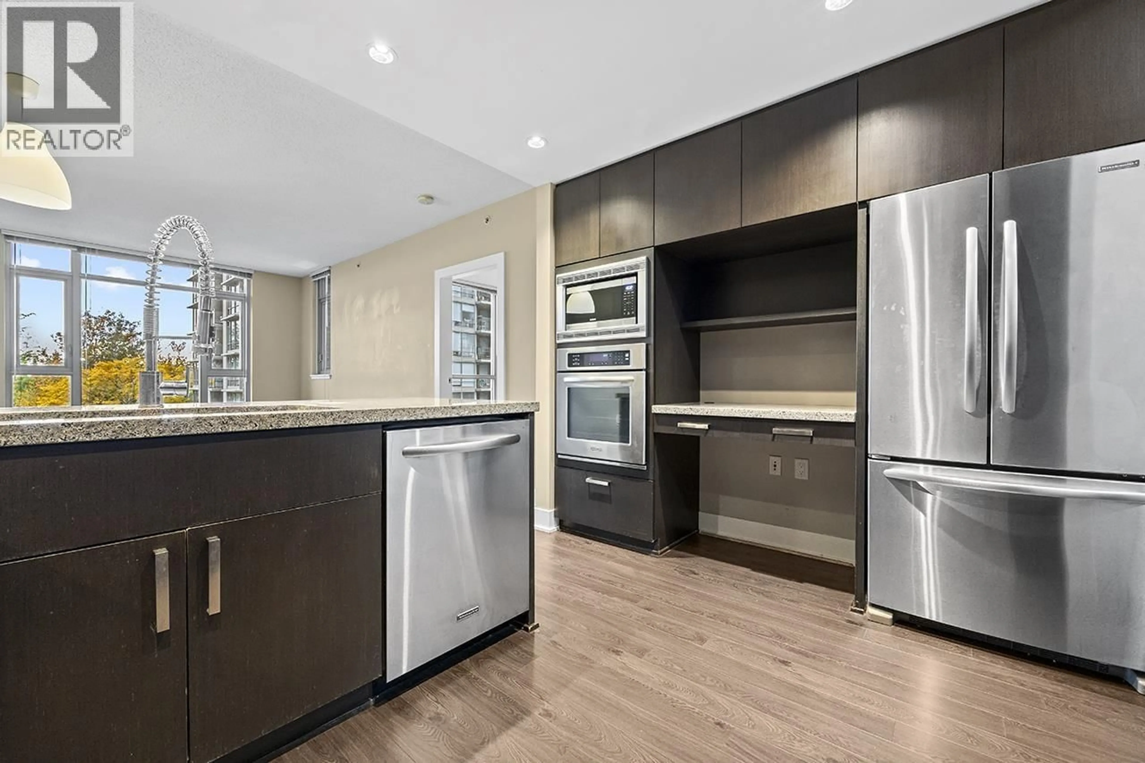 Open concept kitchen, unknown for 601 - 1155 THE HIGH STREET, Coquitlam British Columbia V3B7W4