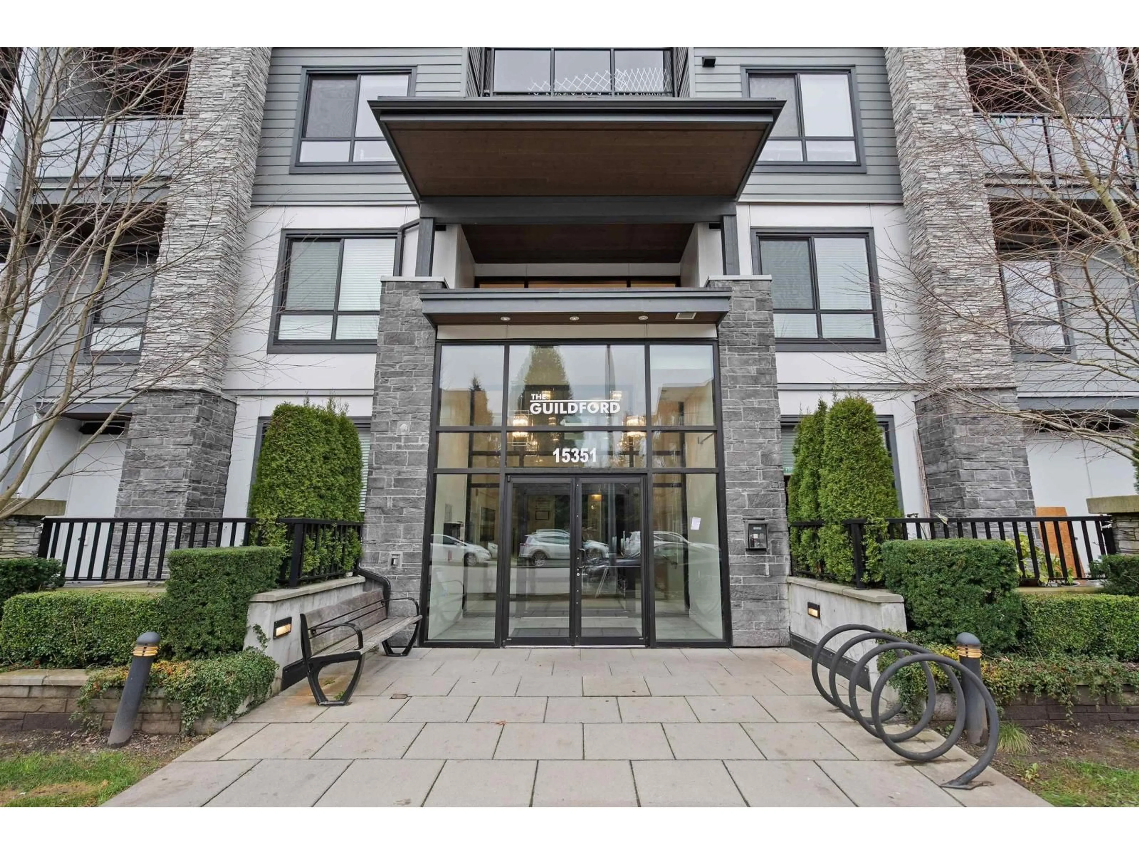 Indoor foyer for 113 - 15351 101 AVENUE, Surrey British Columbia V3R0G2