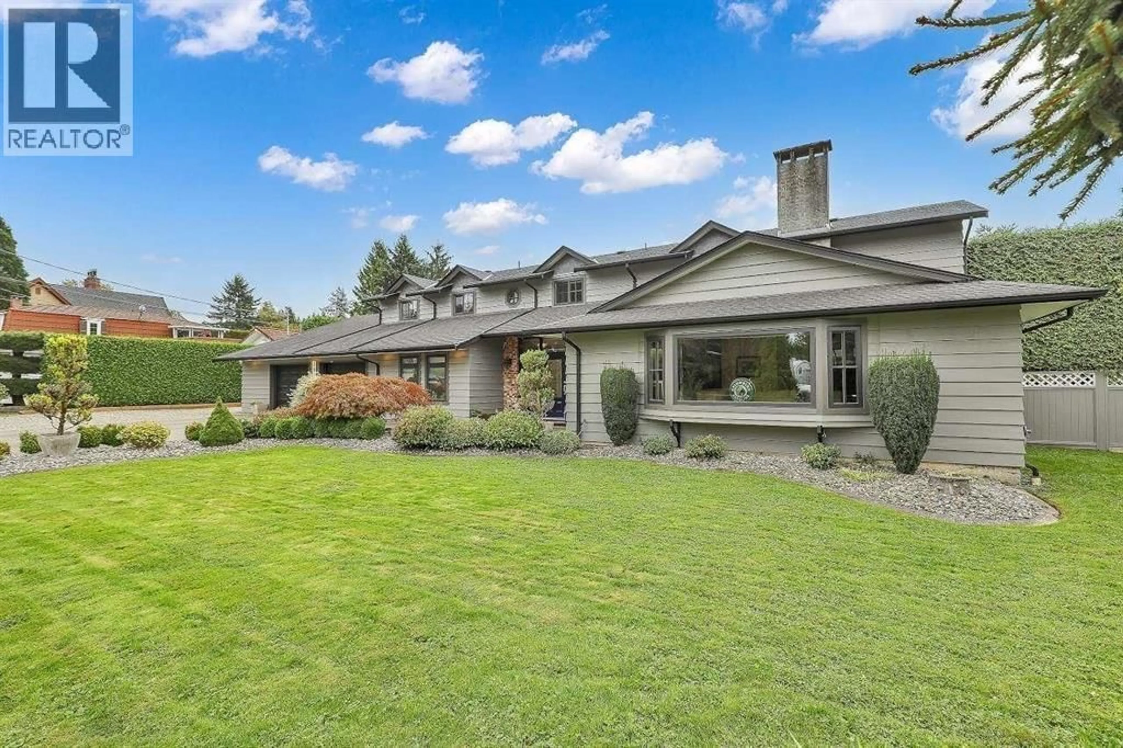 Home with vinyl exterior material, unknown for 20214 PATTERSON AVENUE, Maple Ridge British Columbia V2X2P4