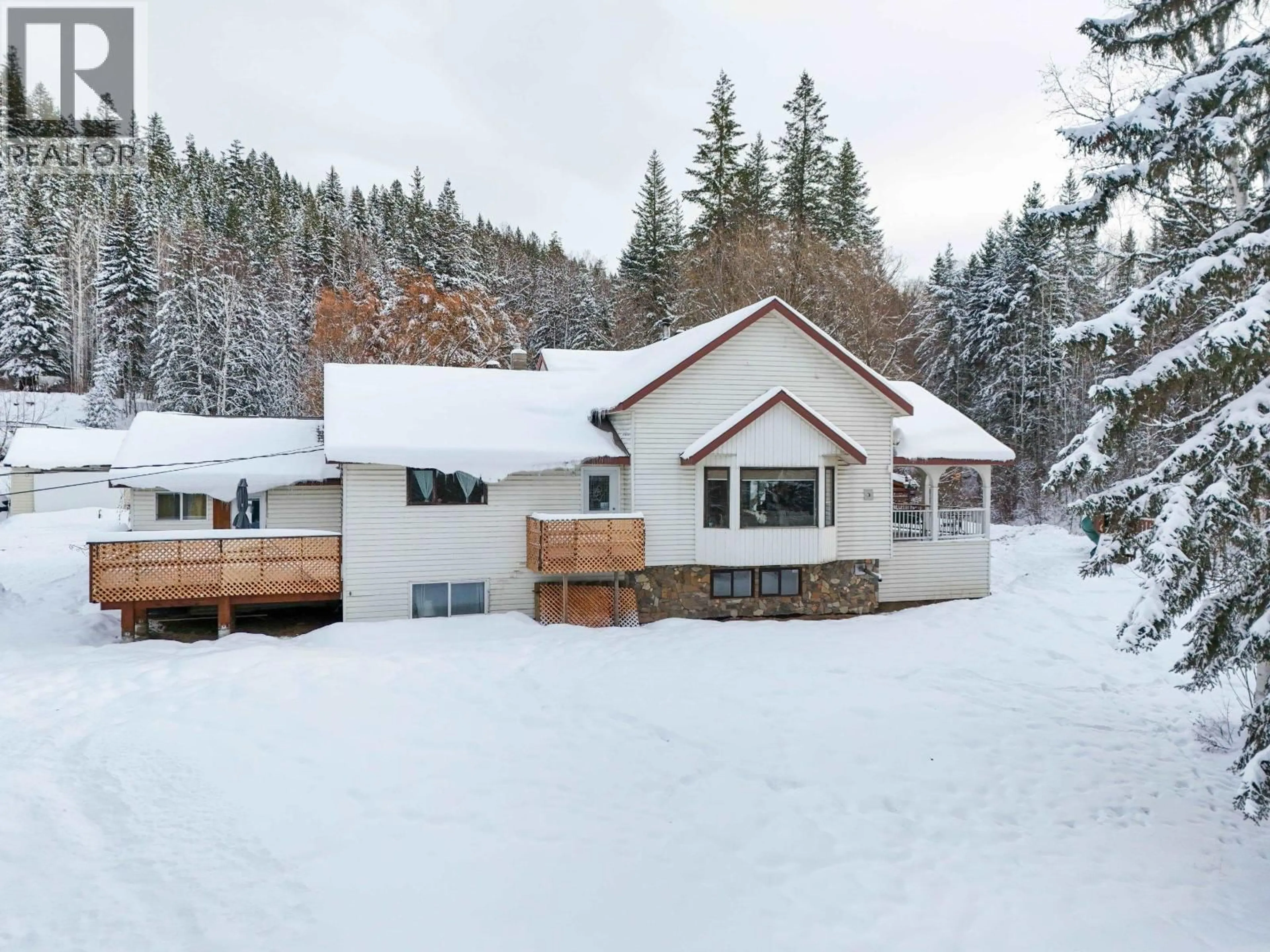 A pic from outside/outdoor area/front of a property/back of a property/a pic from drone, mountain view for 3765 97 HIGHWAY, Quesnel British Columbia V2J6E8