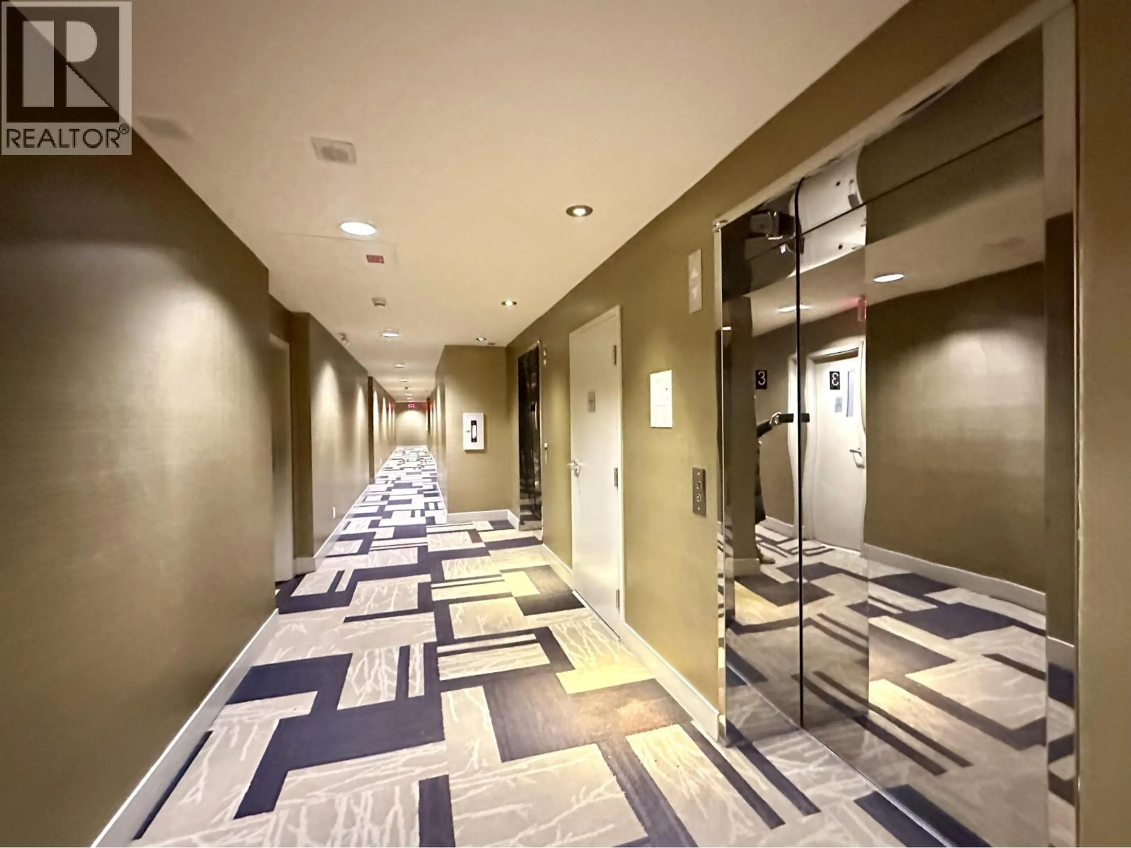 Indoor foyer for 309 - 9333 TOMICKI AVENUE, Richmond British Columbia V6X0L4