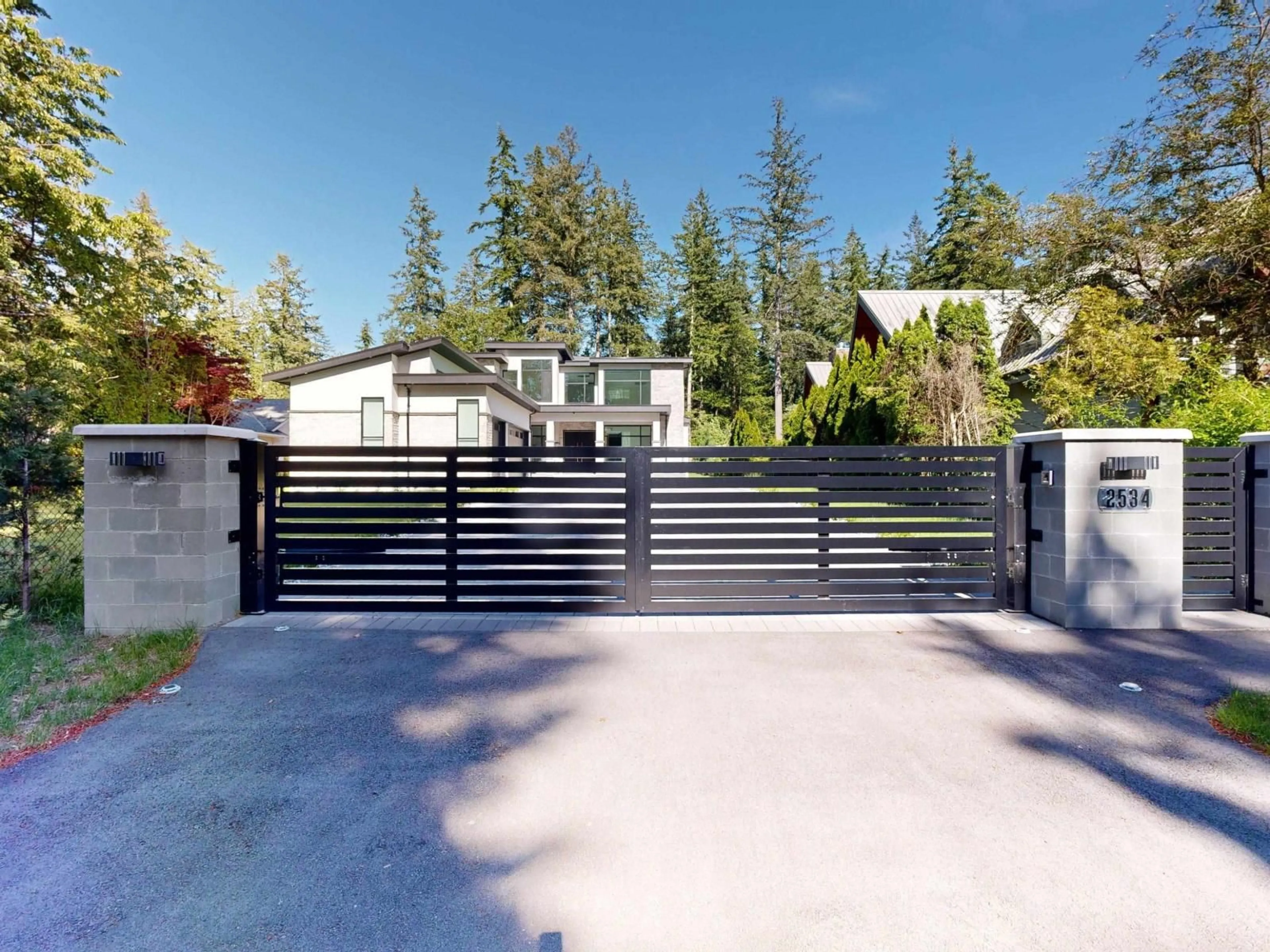 Unknown for 2534 140 STREET, Surrey British Columbia V4P2C6