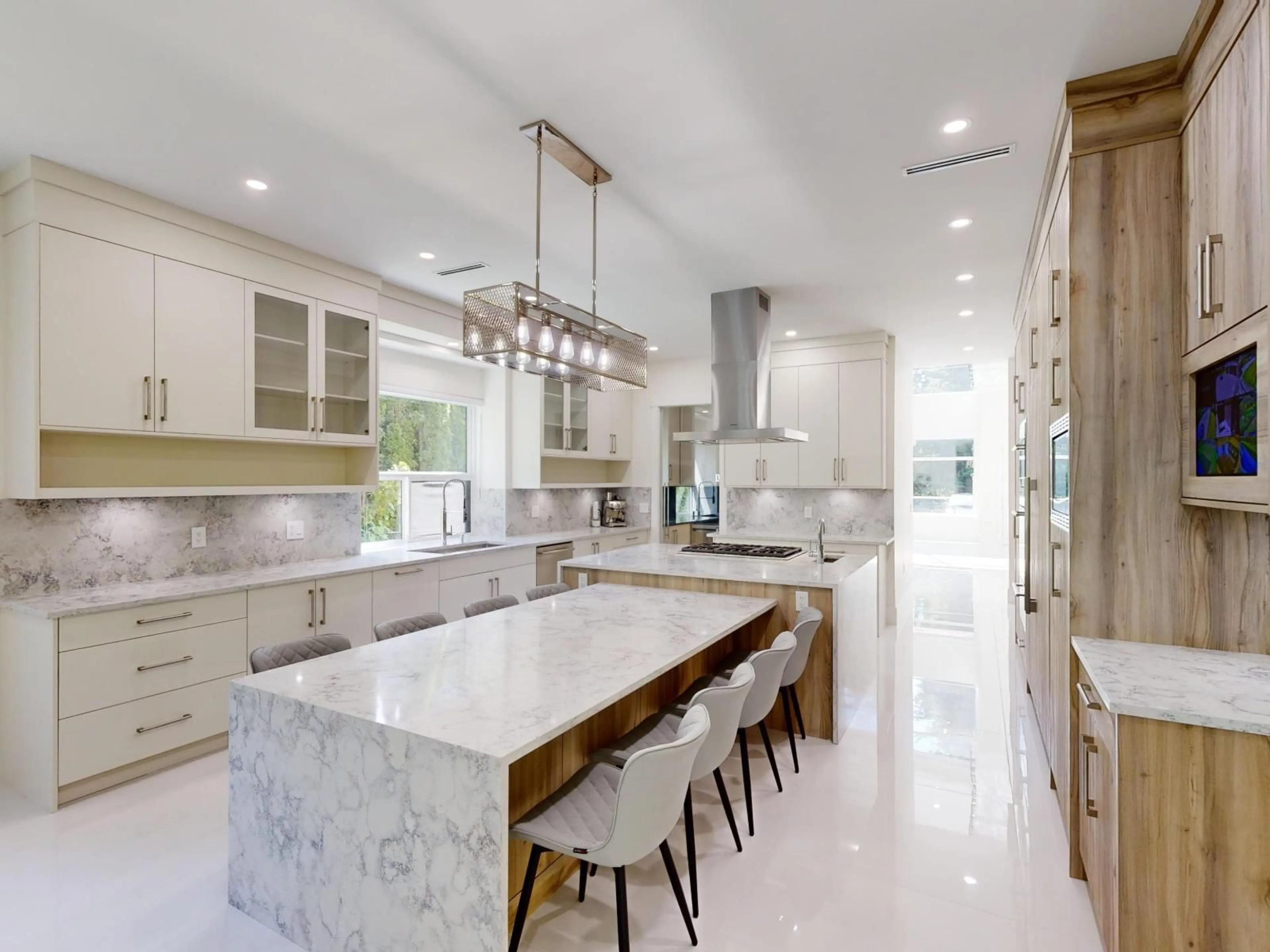 Contemporary kitchen, ceramic/tile floor for 2534 140 STREET, Surrey British Columbia V4P2C6