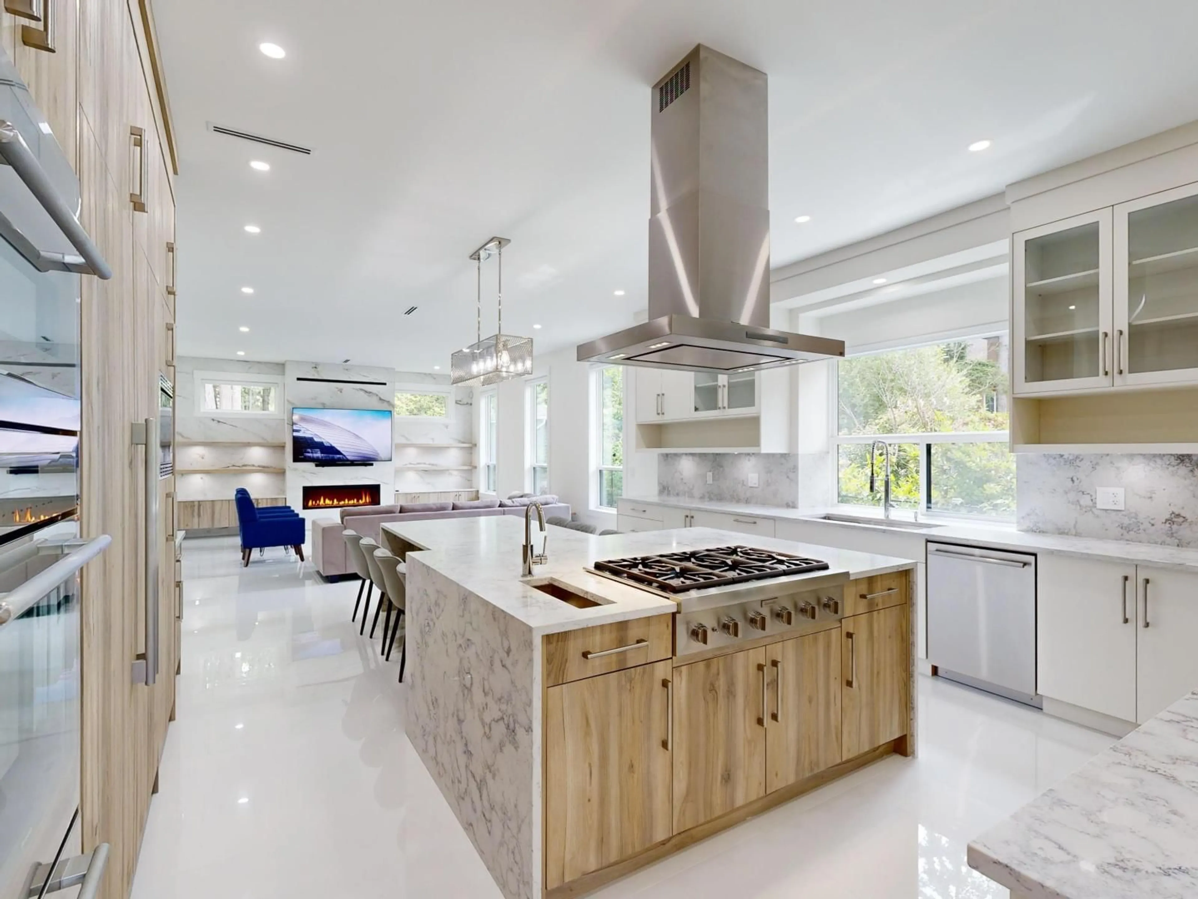 Contemporary kitchen, ceramic/tile floor for 2534 140 STREET, Surrey British Columbia V4P2C6