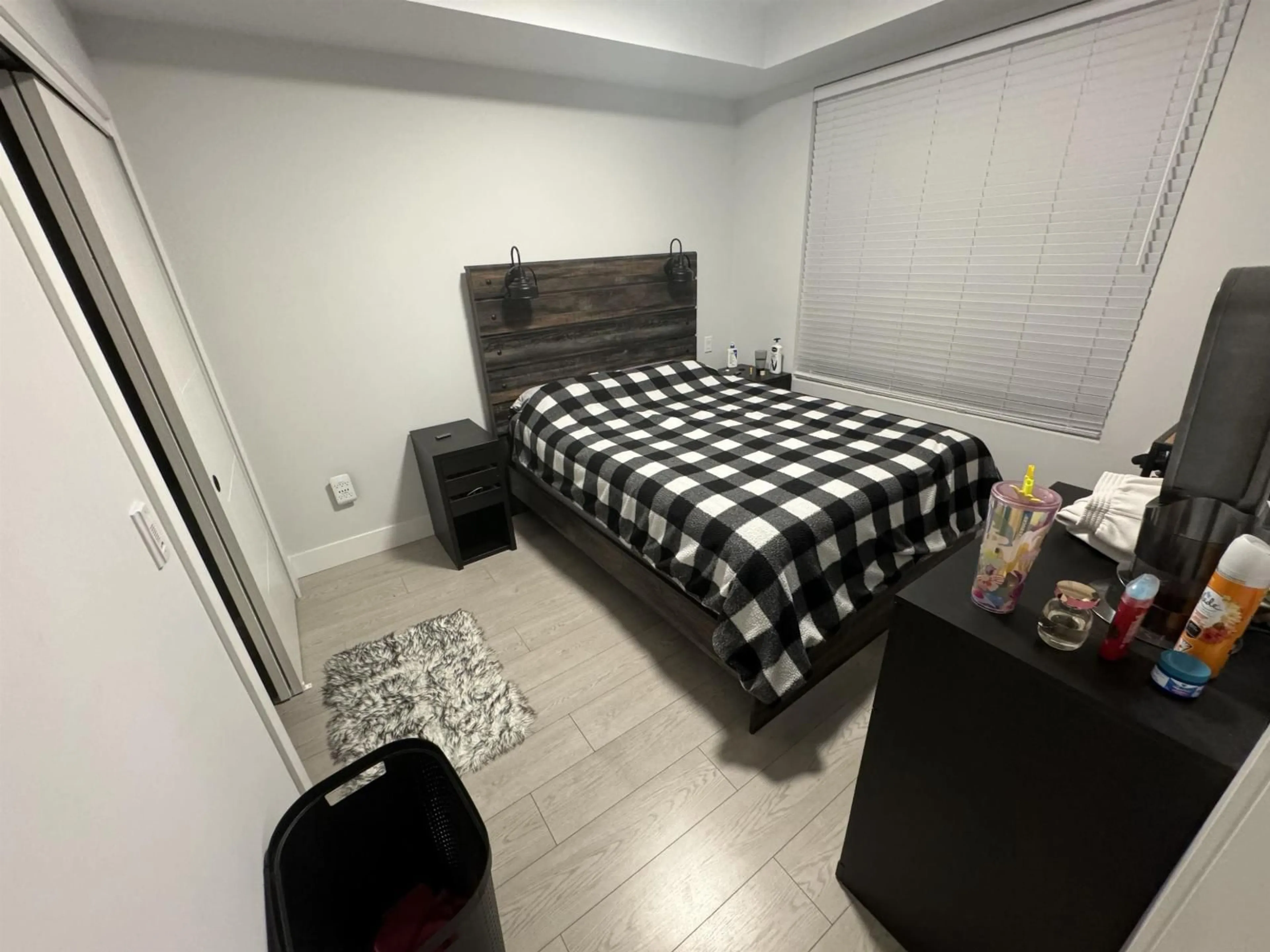 A pic of a room for 401 - 20360 LOGAN AVENUE, Langley British Columbia V3A0P5