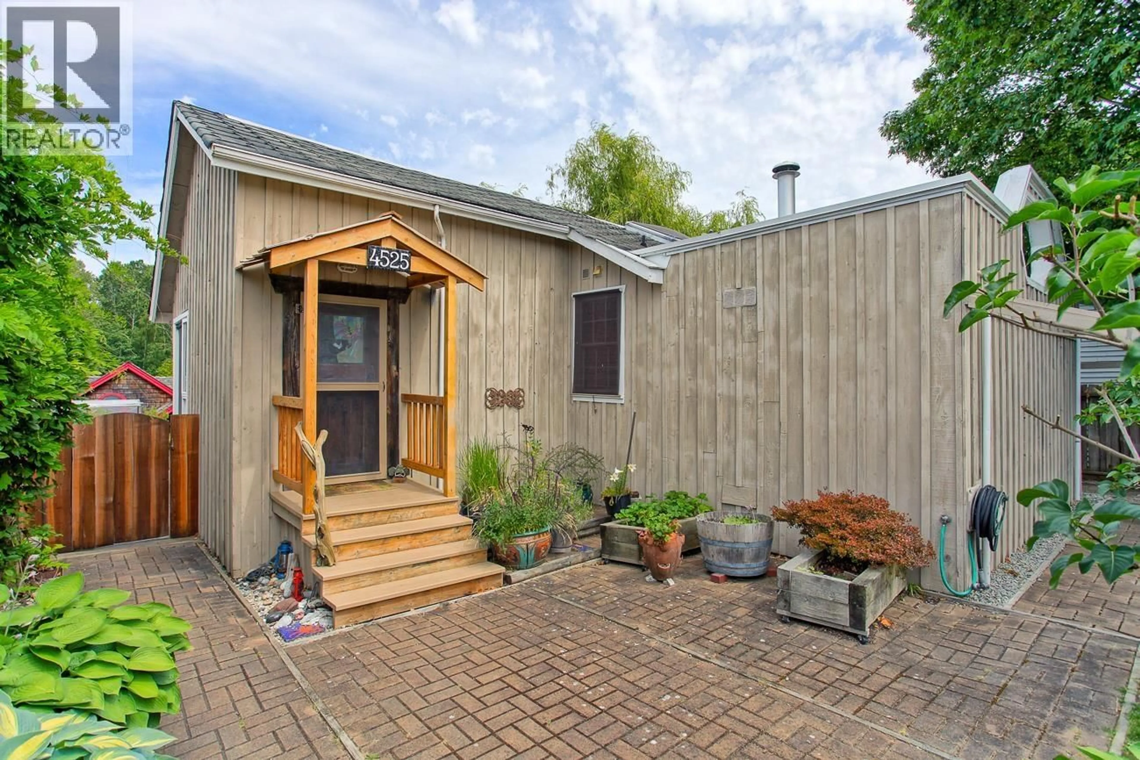 Unknown for 4525 RIVER ROAD, Delta British Columbia V4K1R9